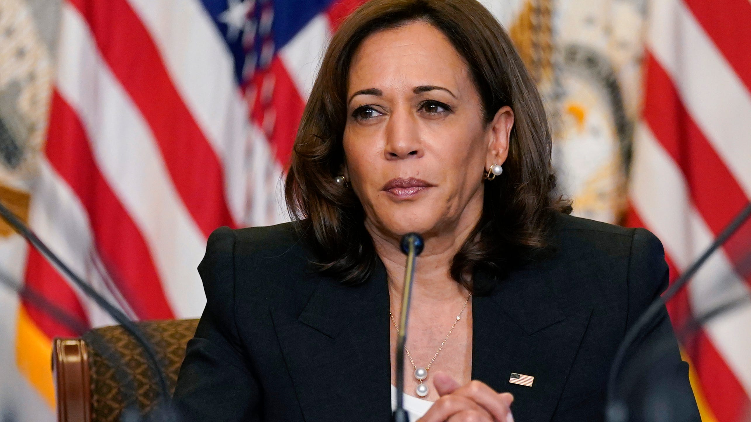 Migrant buses dropped off by Texas near VP Harris' residence