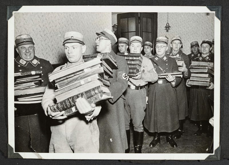Israel Holocaust Photos