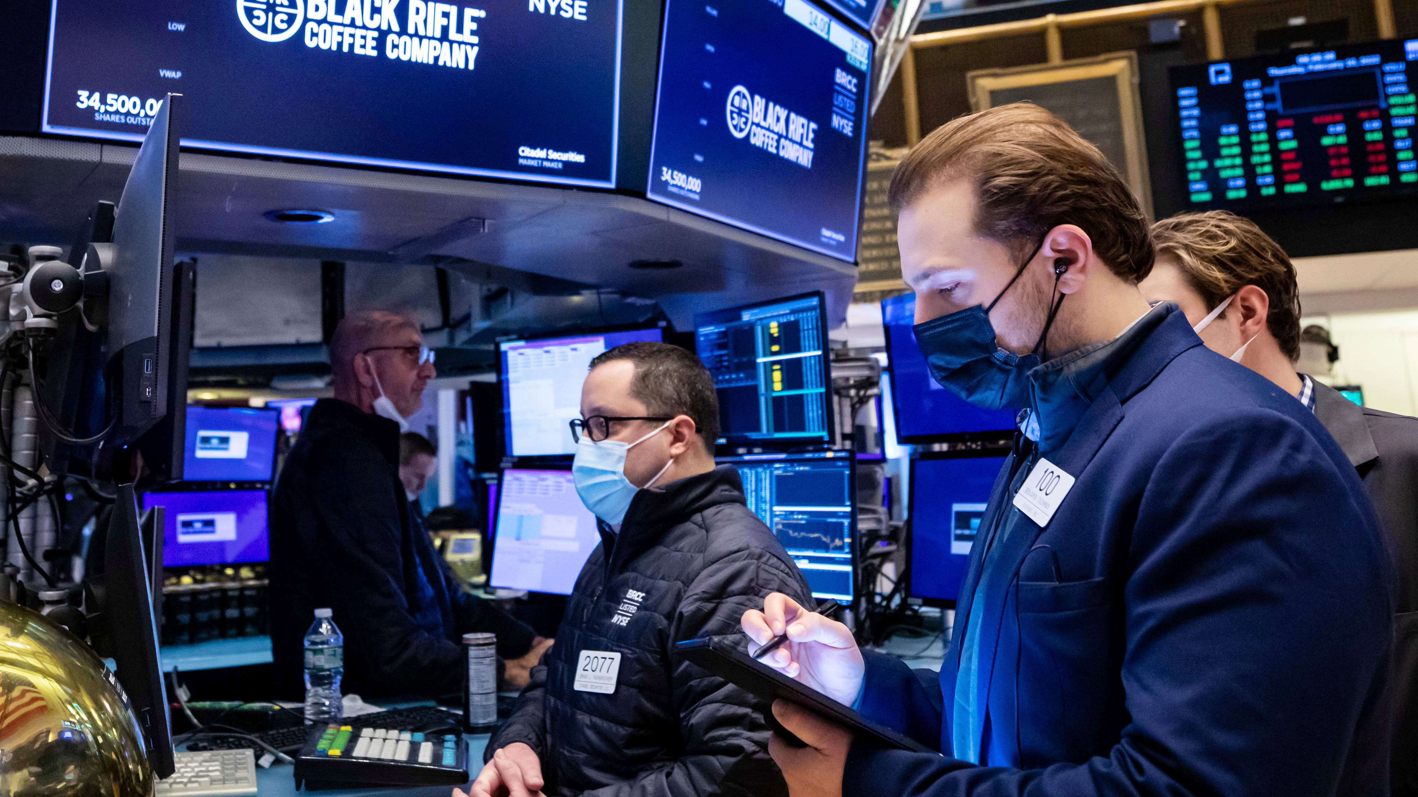 Fed: Faster rate hikes are likely if inflation stays high