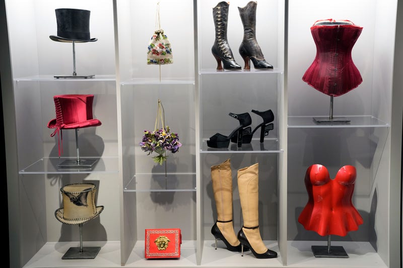 "Dress, Dreams and Desire: Fashion and Psychoanalysis" Press Preview