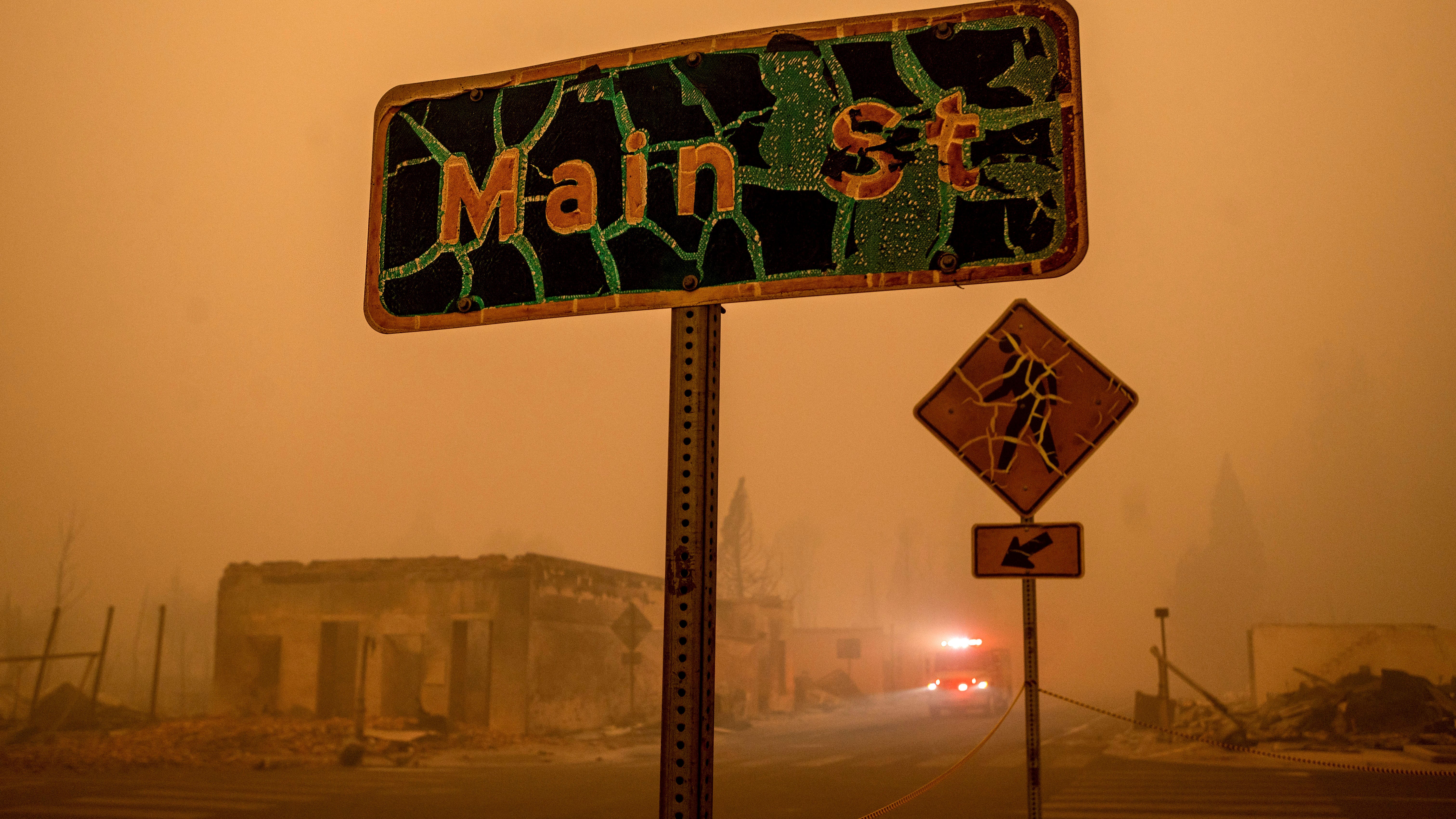 Aircraft help fight California wildfire as smoke clears