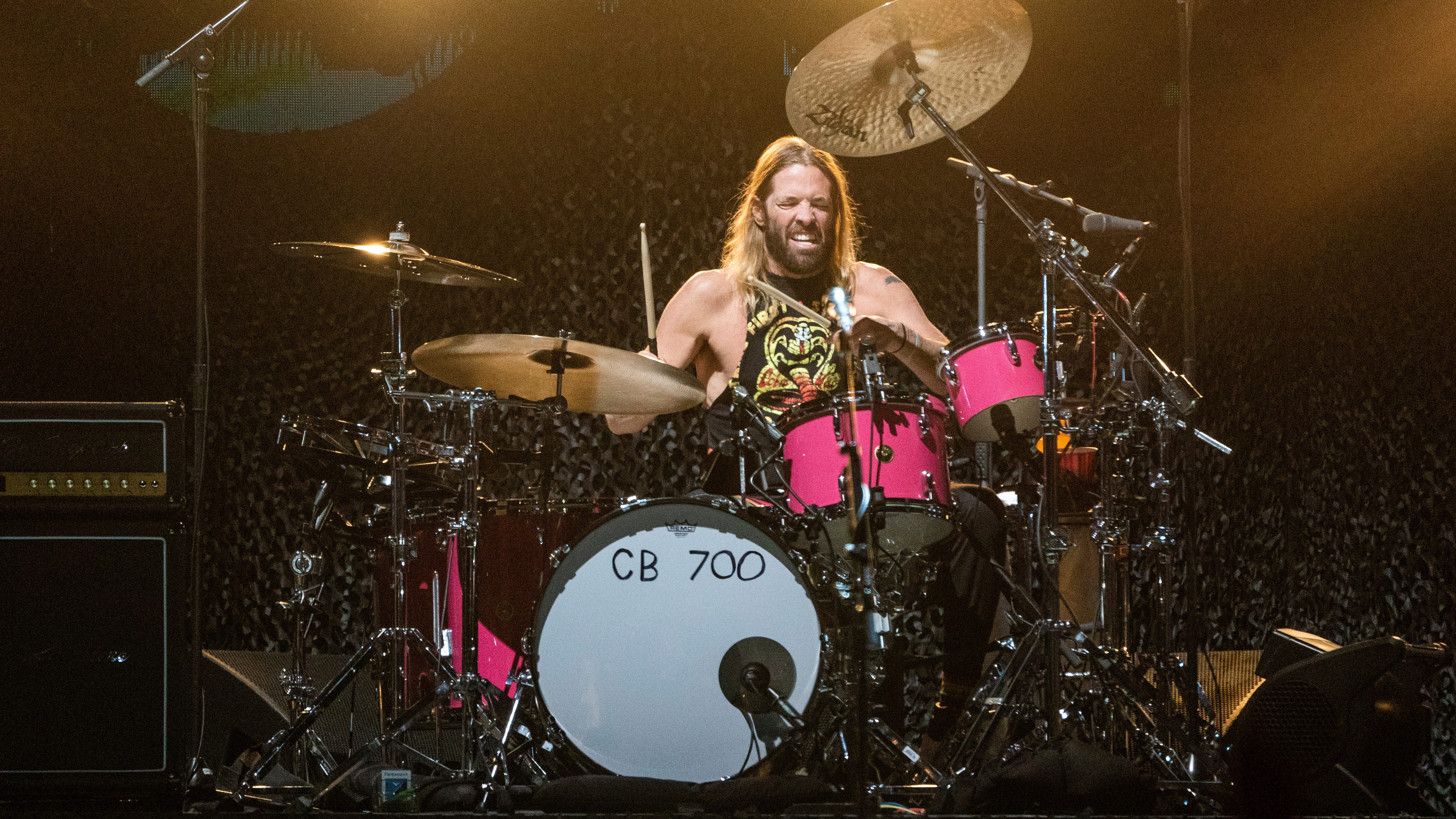 Foo Fighters cancel all dates following drummer's death