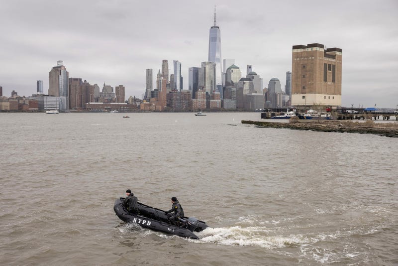 APTOPIX NYC Helicopter Crash