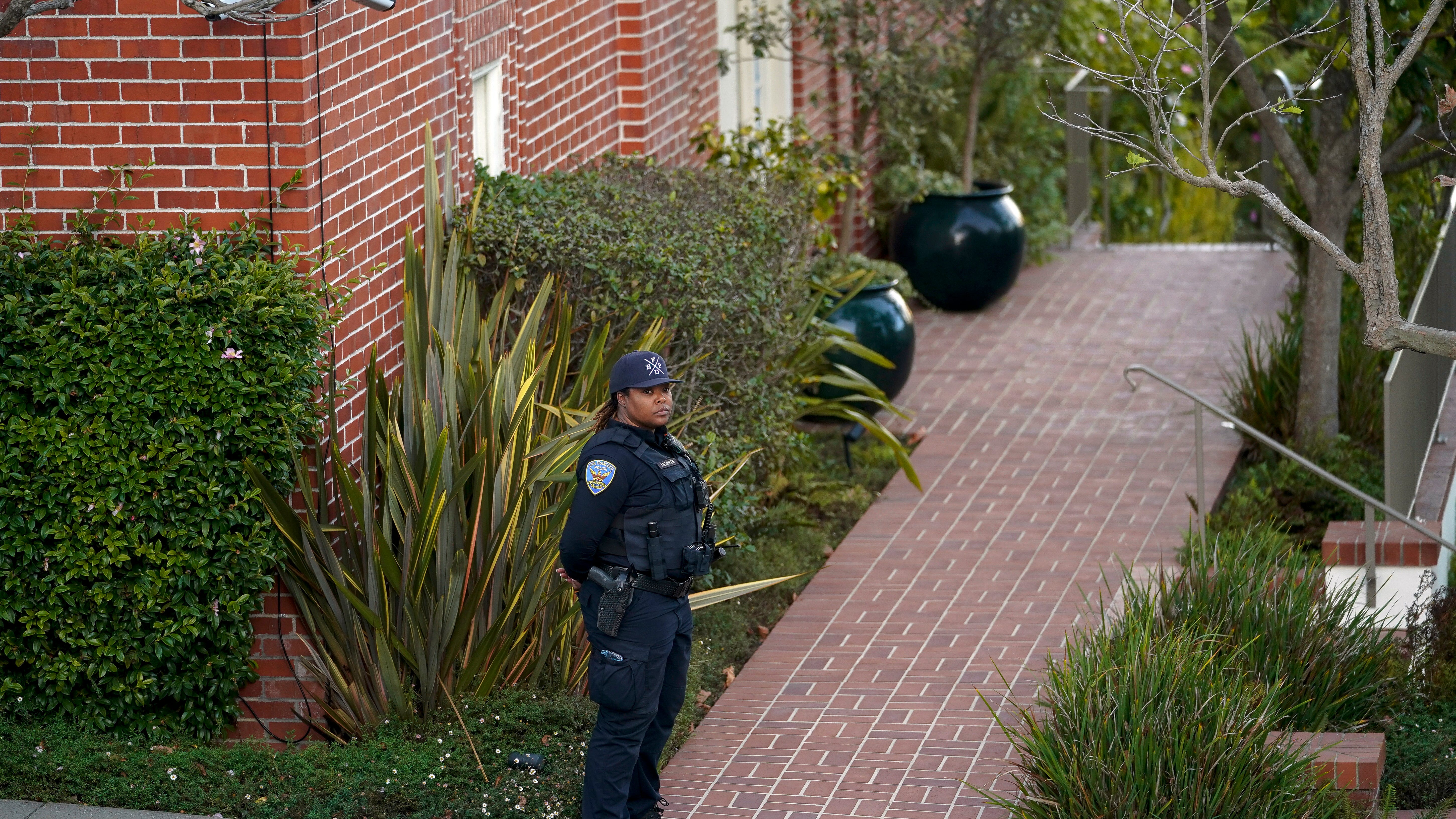 AP source: Pelosi attacker carried zip ties, in Jan. 6 echo