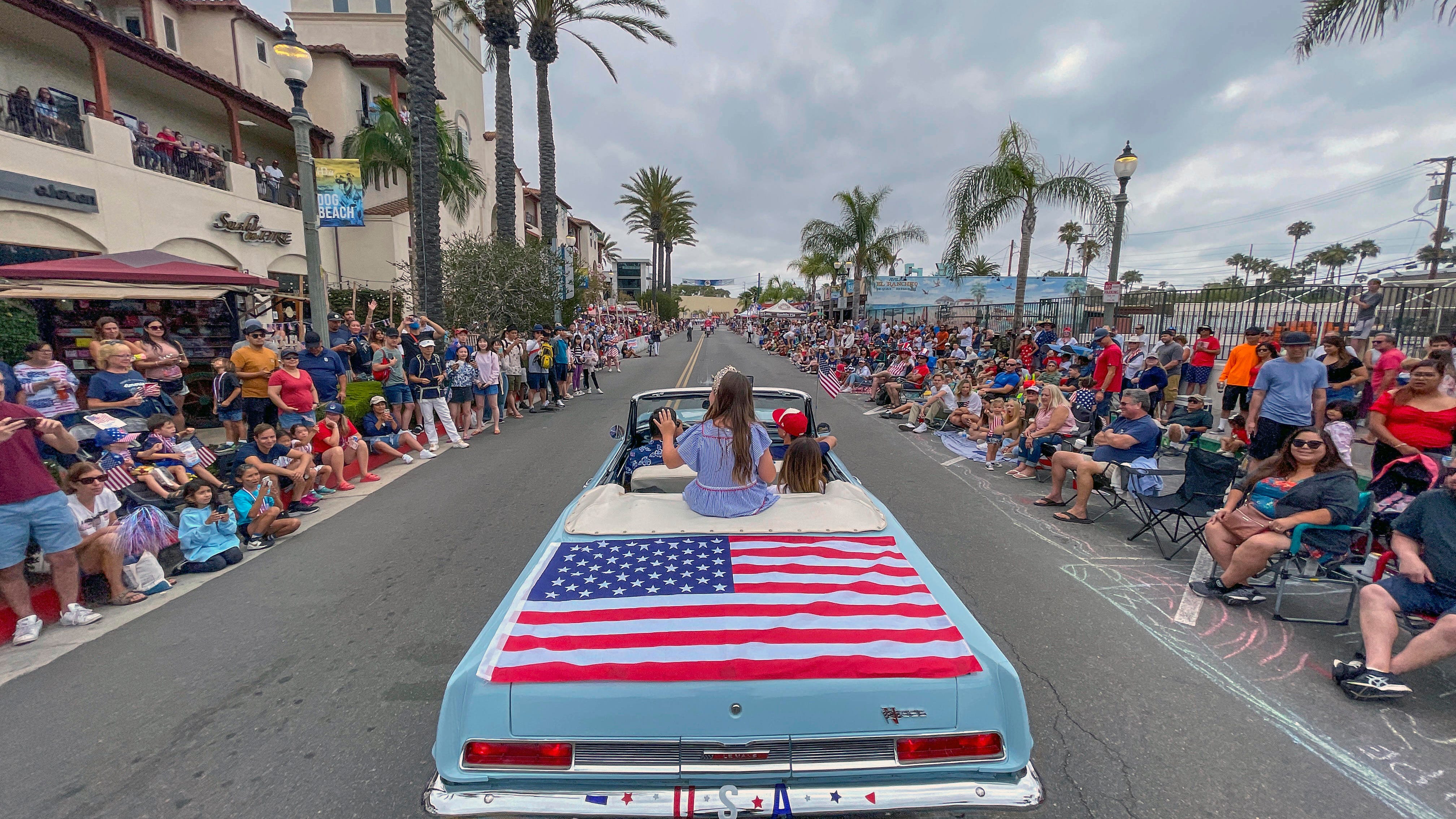 Uneasy US tries to fete a July 4 marred by parade shooting