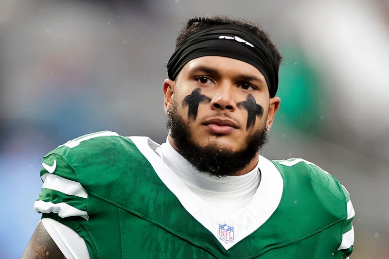 Jets Titans Trade Football