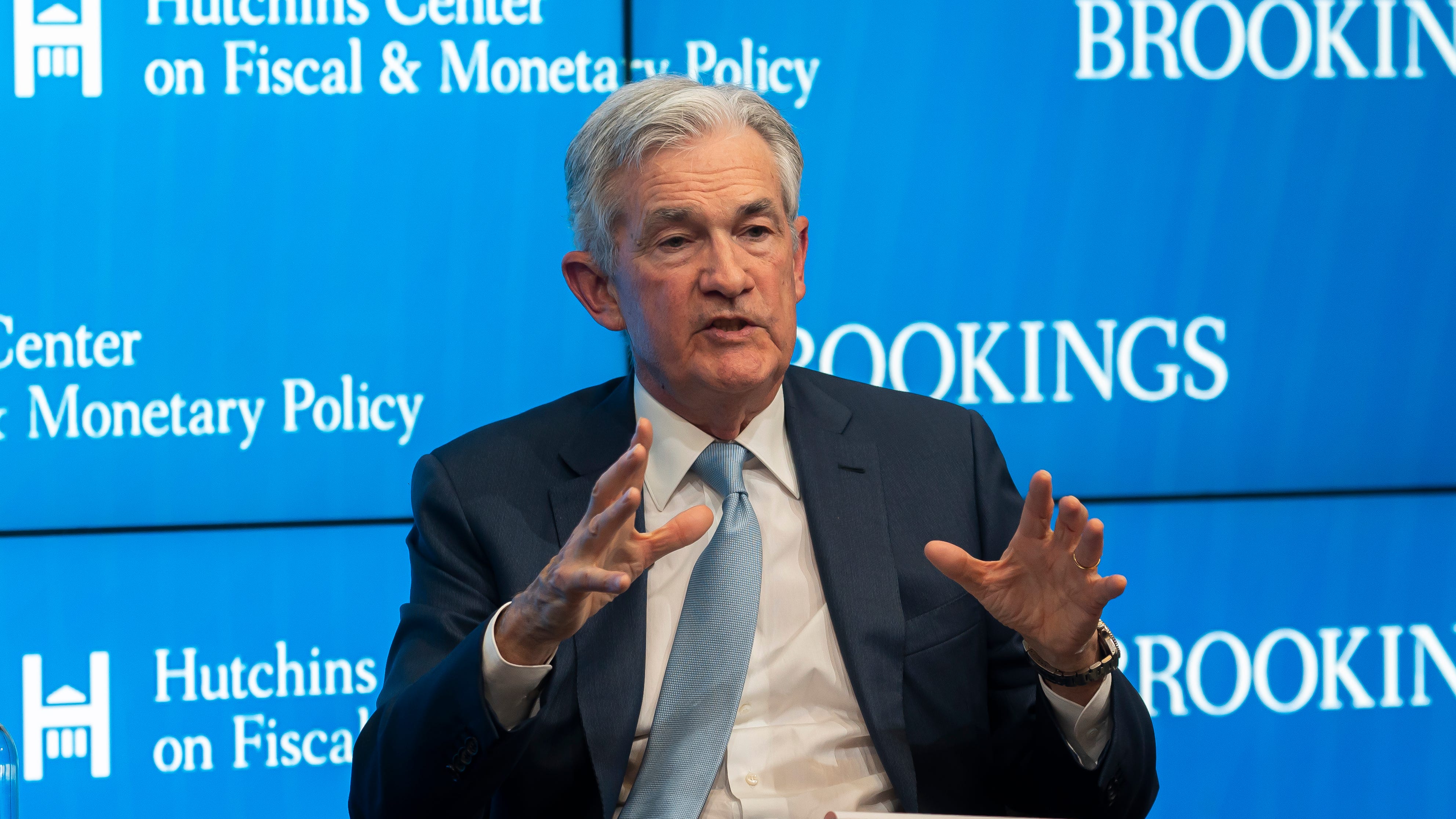 Powell: Fed to keep rates higher for longer to cut inflation