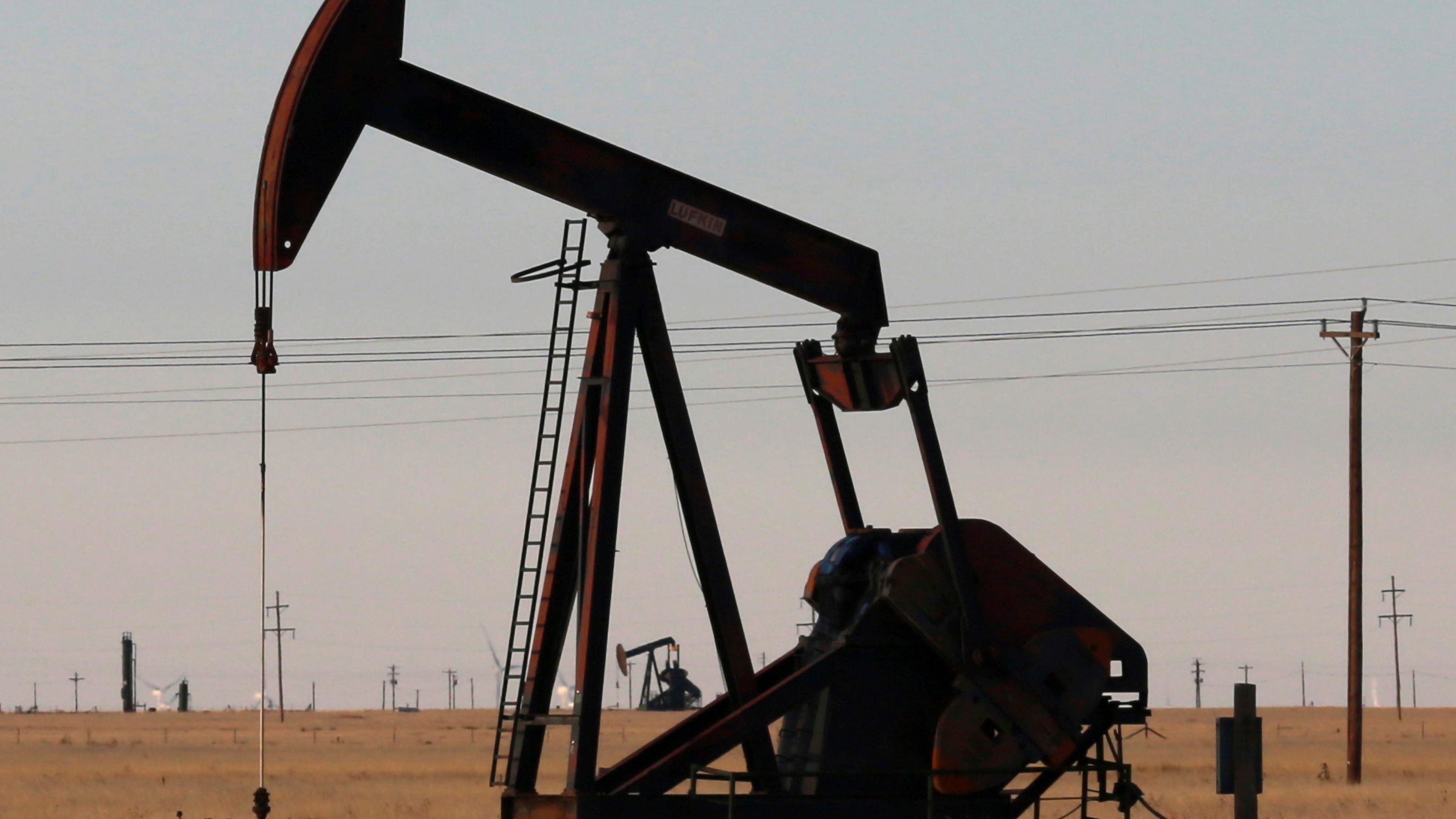 House GOP seeks new restrictions on use of US oil stockpile