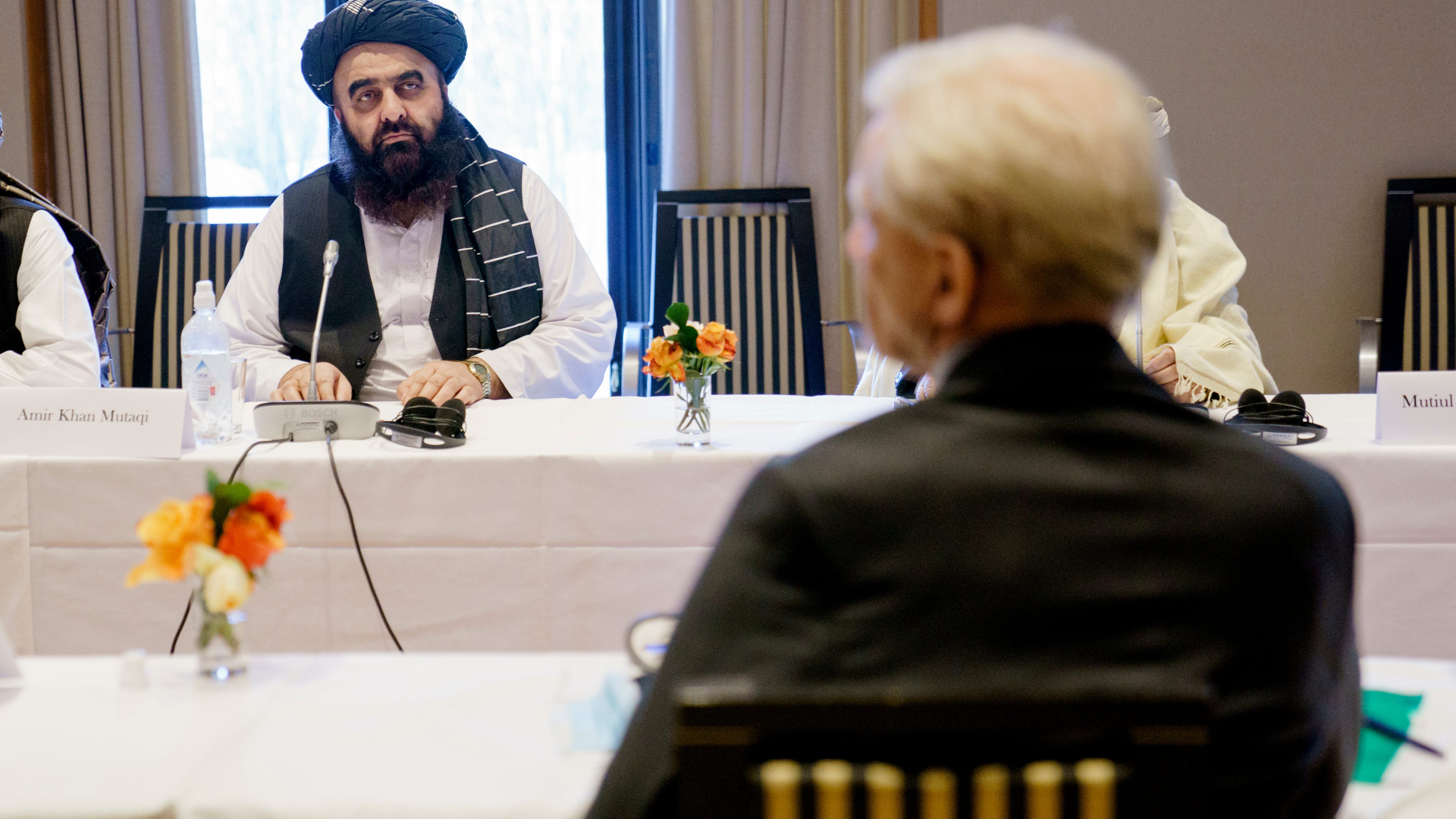 Afghan talks focus on aid, women's rights as hunger grows