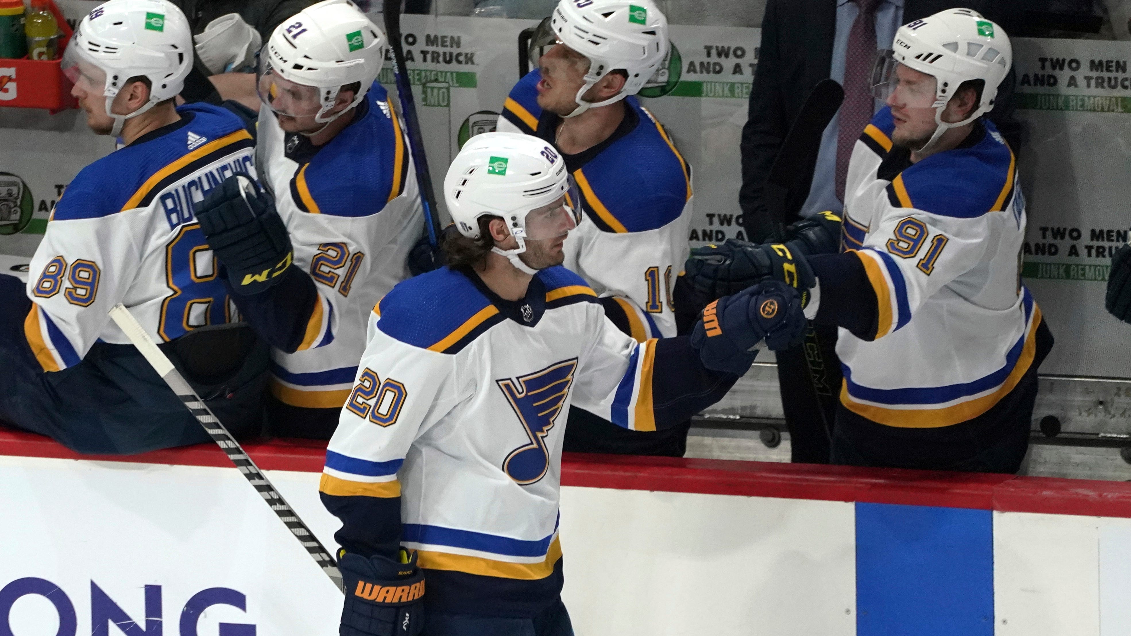 Tarasenko hat trick helps Blues take 3-2 series lead on Wild