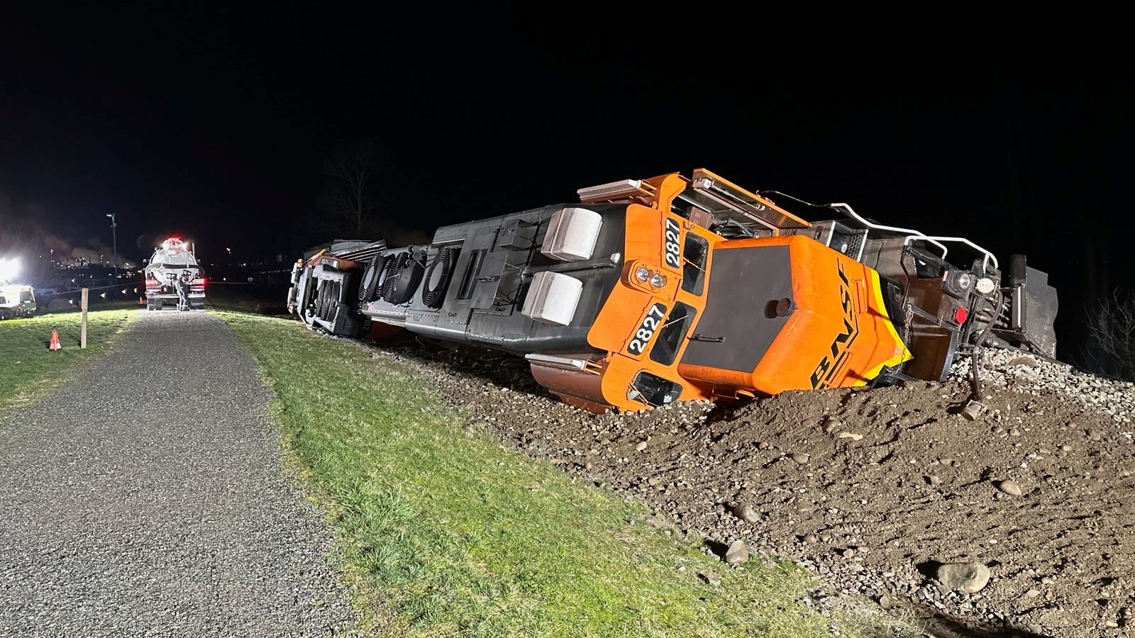 BNSF trains derail in Washington, Arizona; no injuries
