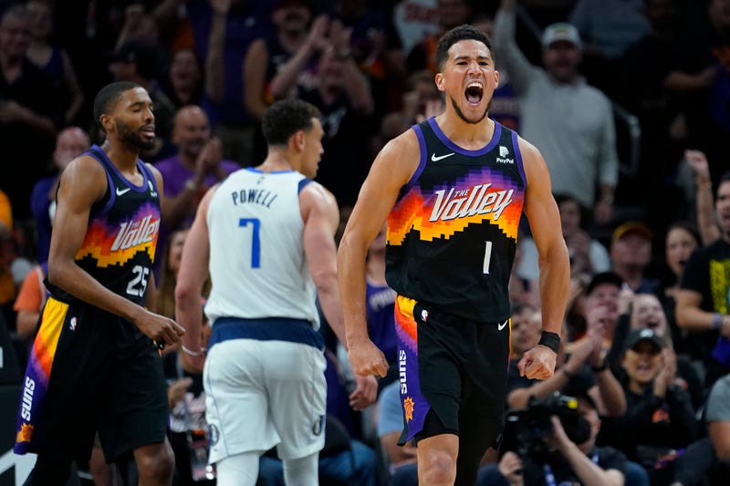 APTOPIX Mavericks Suns Basketball