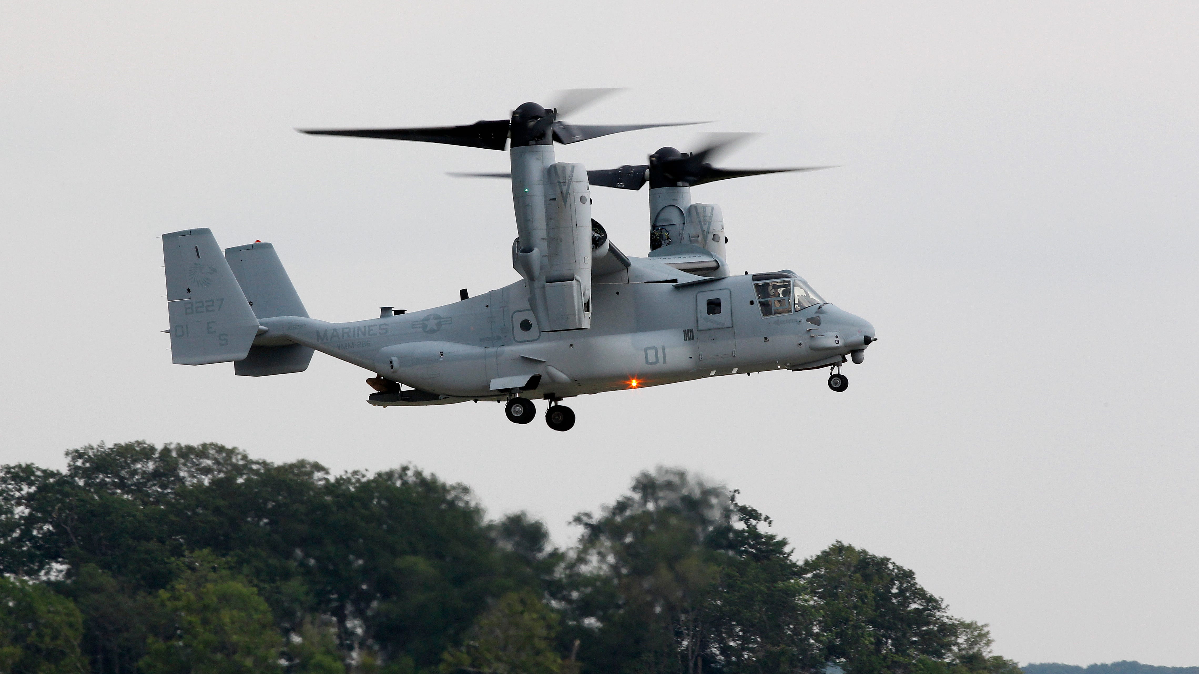 US Military: 5 Marines killed in aircraft crash in desert