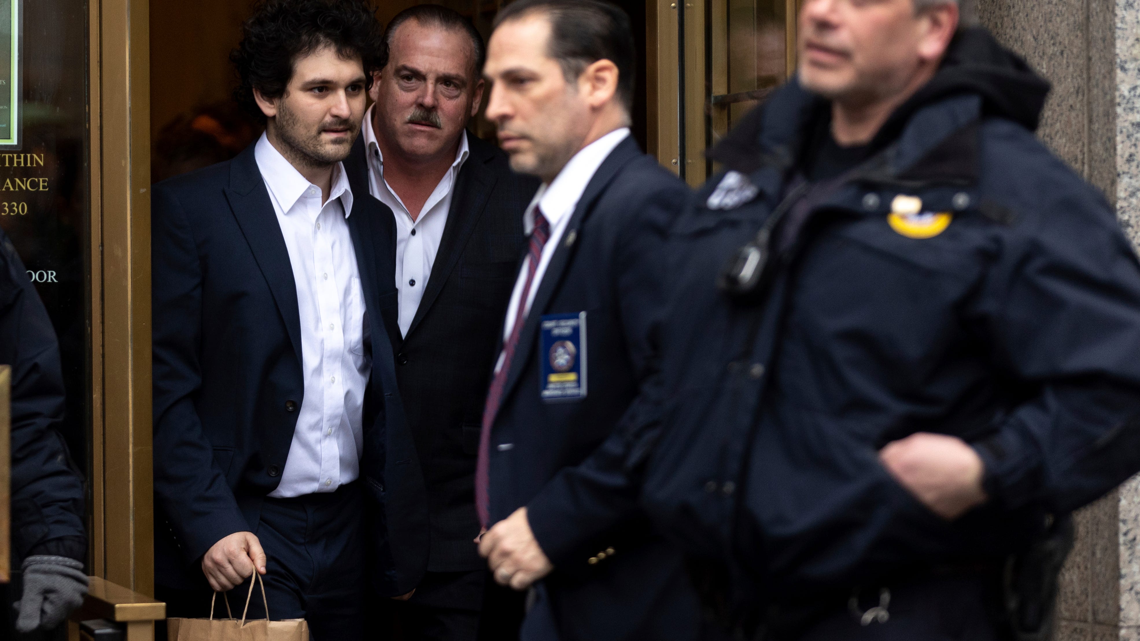 FTX founder Bankman-Fried allowed $250M bond, house arrest
