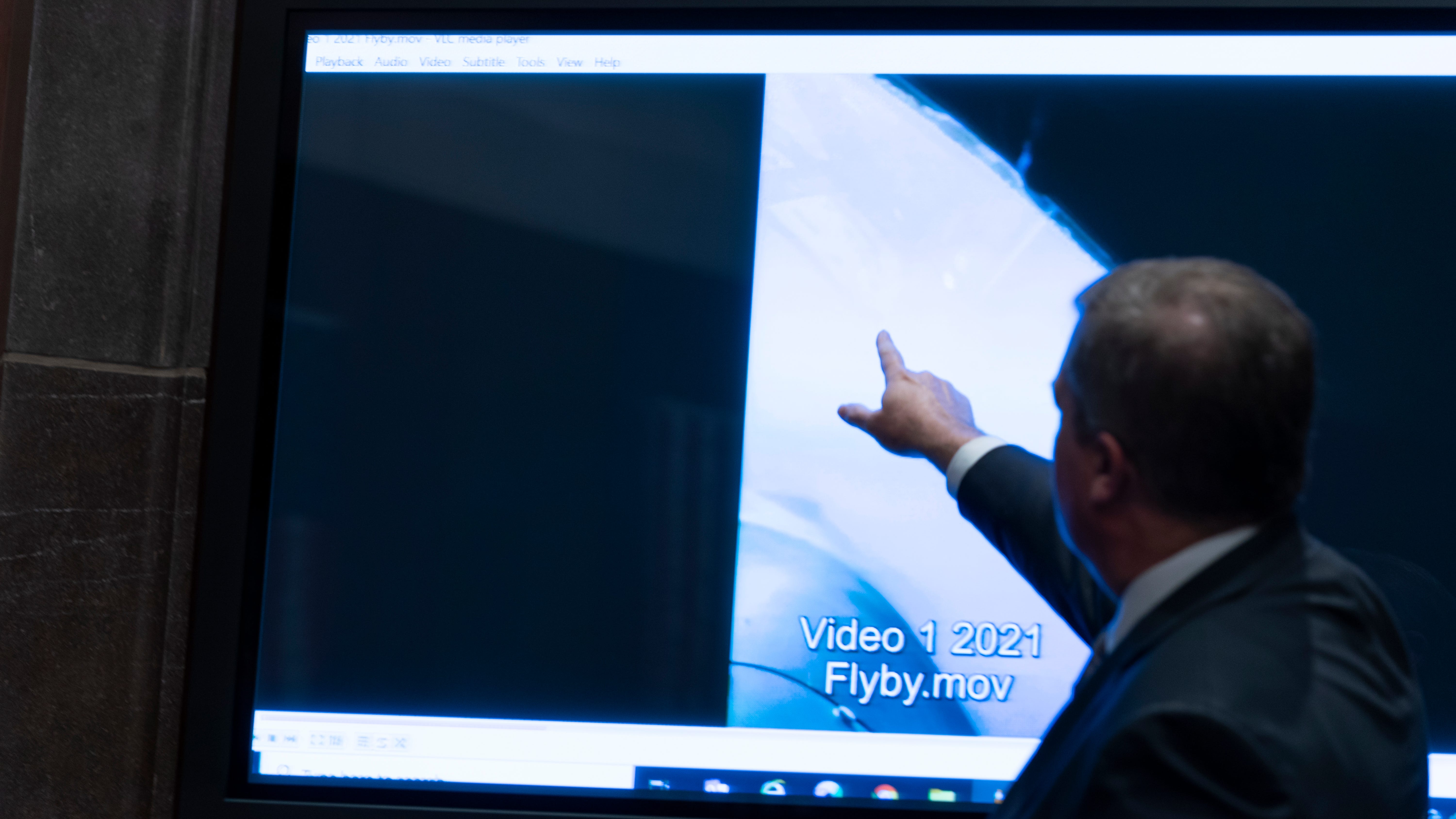 Congress dives into UFOs, but no signs of extraterrestrials 