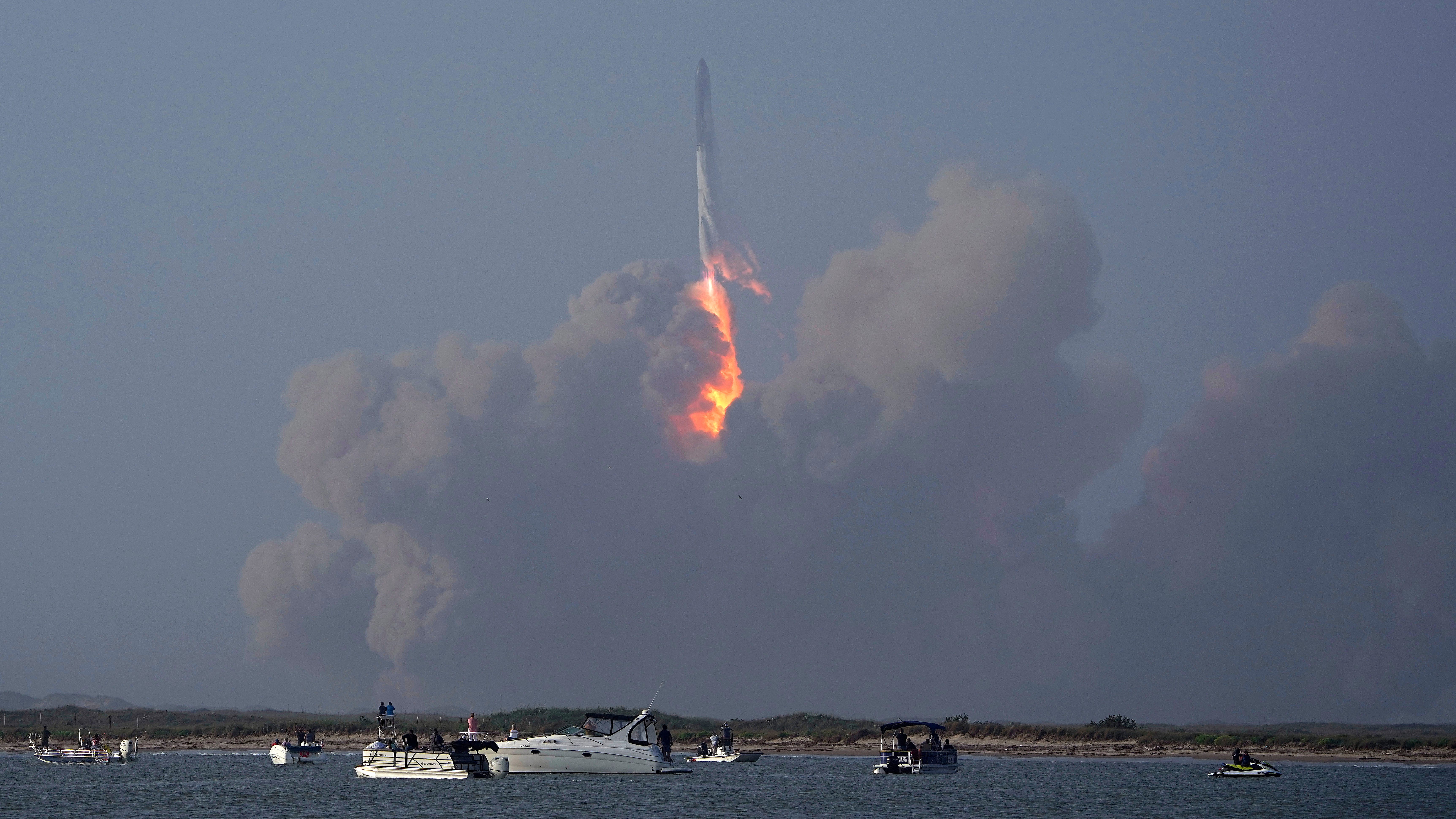 SpaceX giant rocket explodes minutes after launch from Texas
