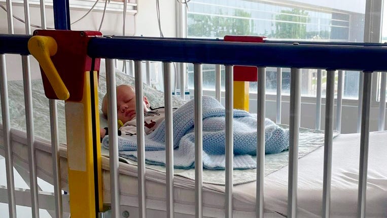 Cold weather virus in summer baffles docs, worries parents