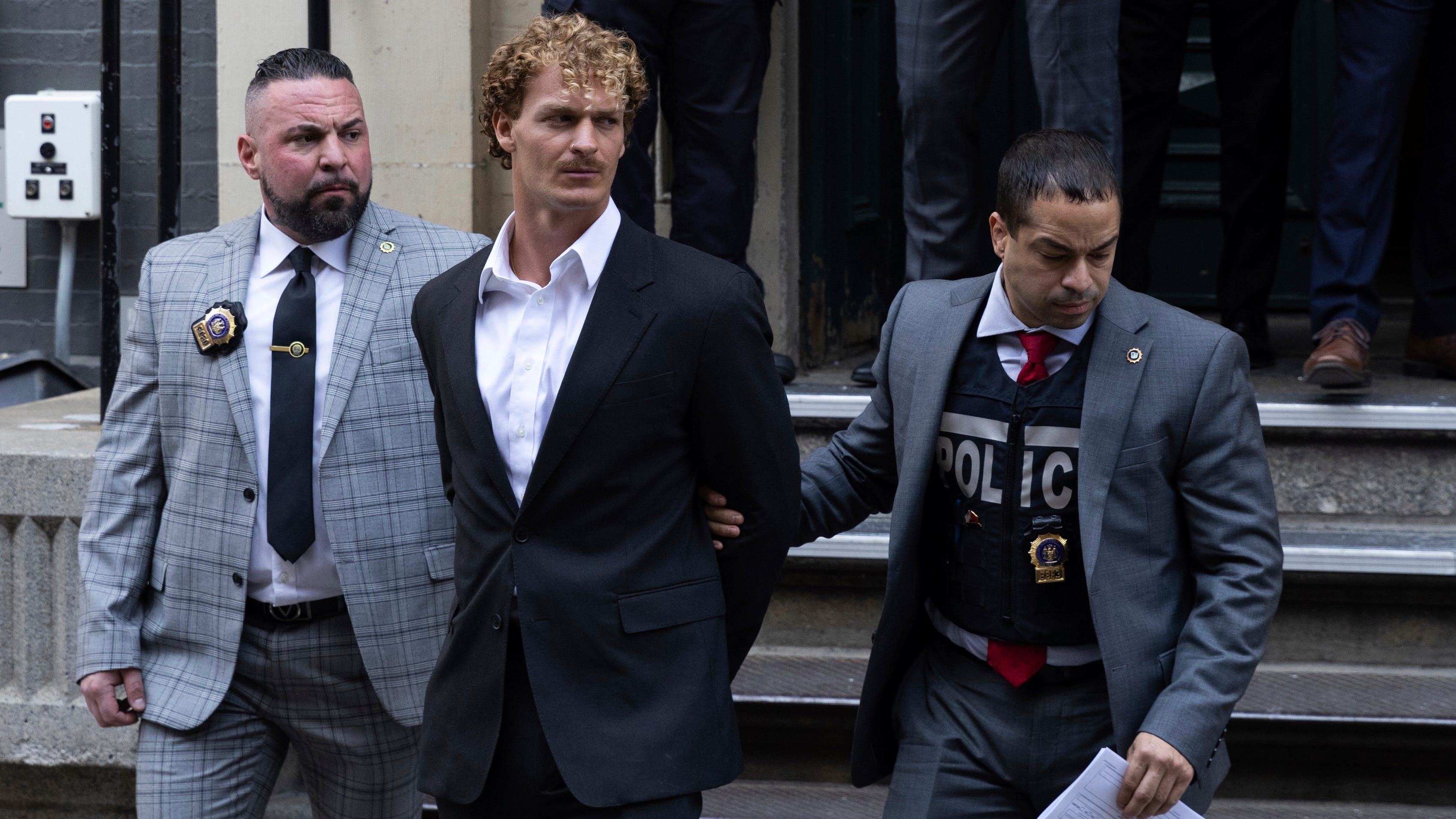 Marine veteran who fatally choked NYC subway rider Jordan Neely is freed pending trial
