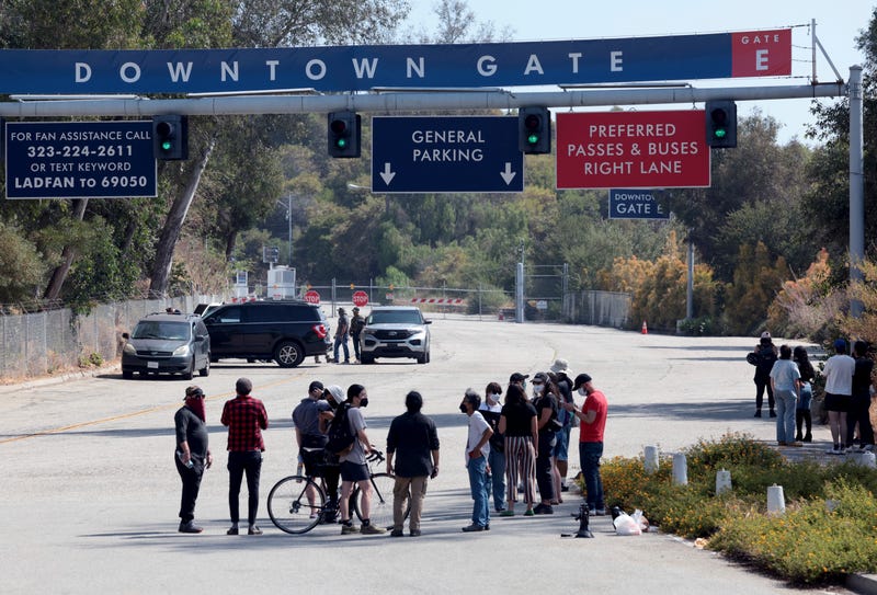 CORRECTION Immigration Dodgers