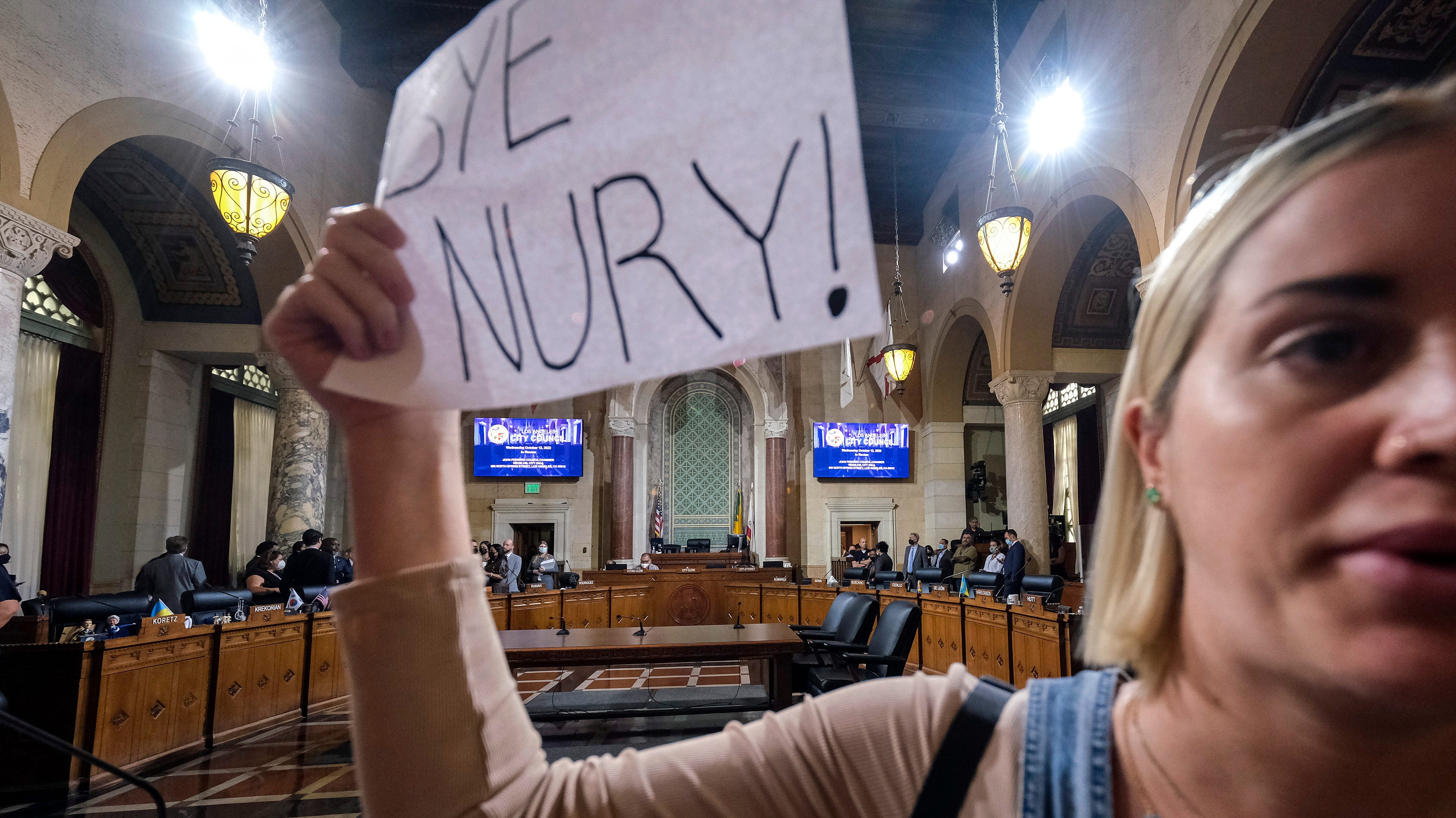 Los Angeles leader in racism scandal resigns Council seat