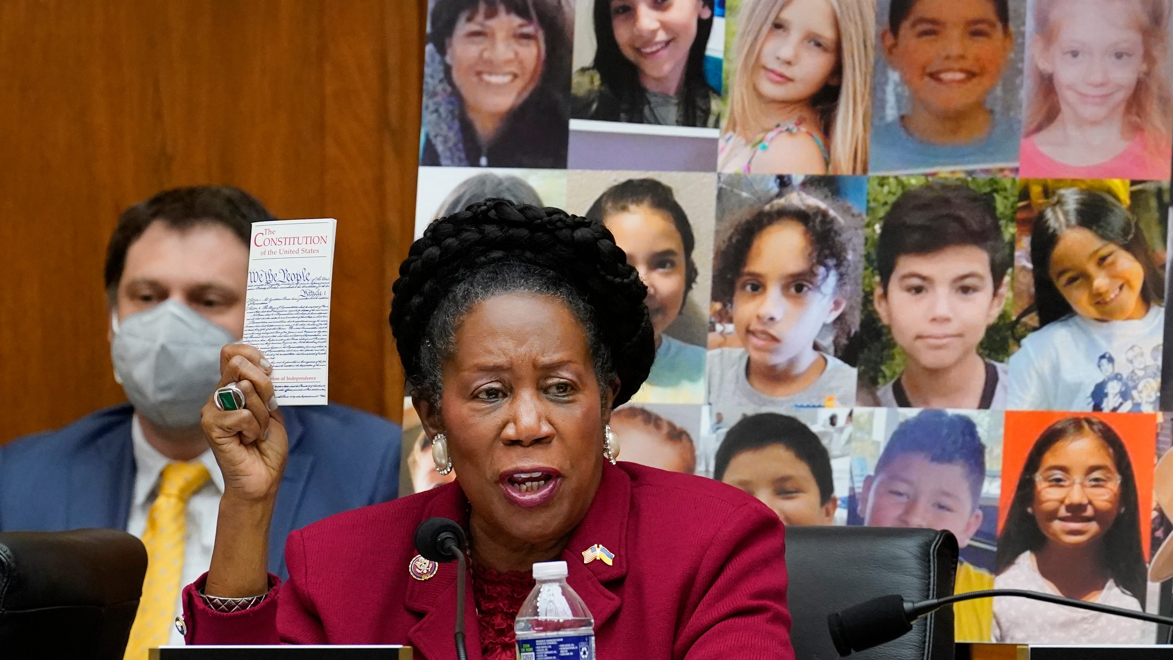 House panel swiftly takes up gun bill after mass shootings