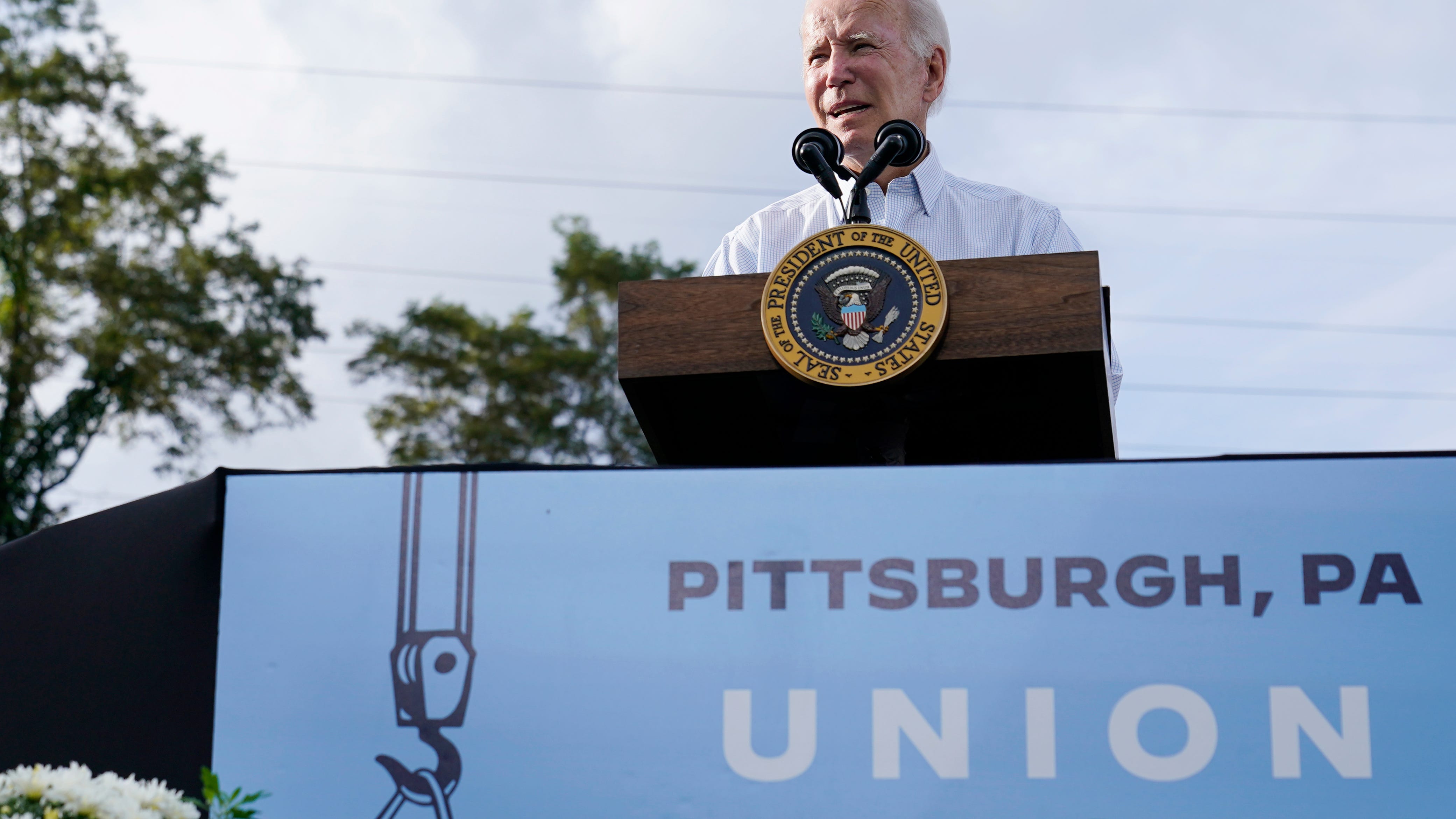 Biden blasts 'extreme' GOP in Labor Day swing-state trips