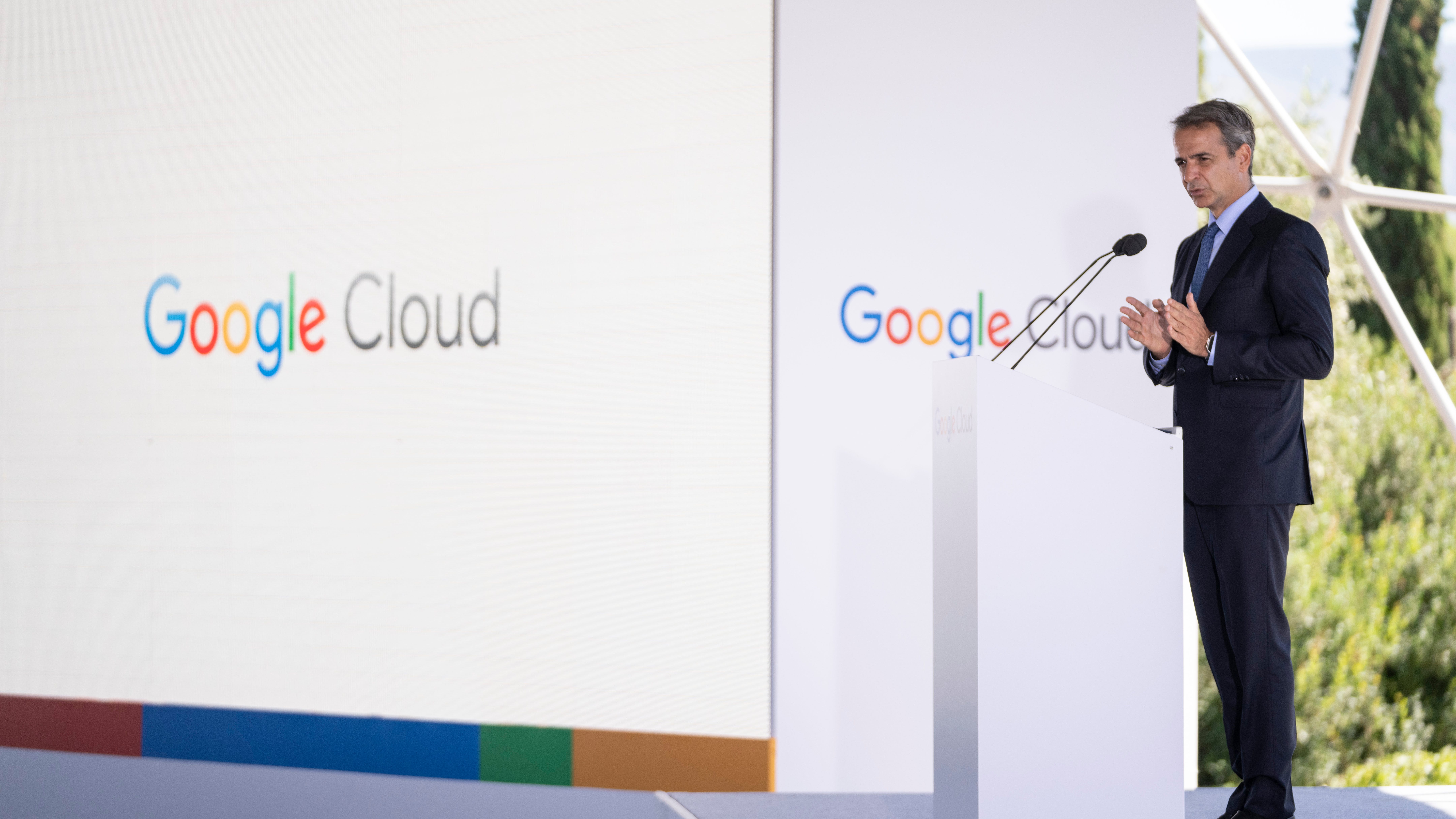 Google promises Greece 20K jobs with cloud expansion