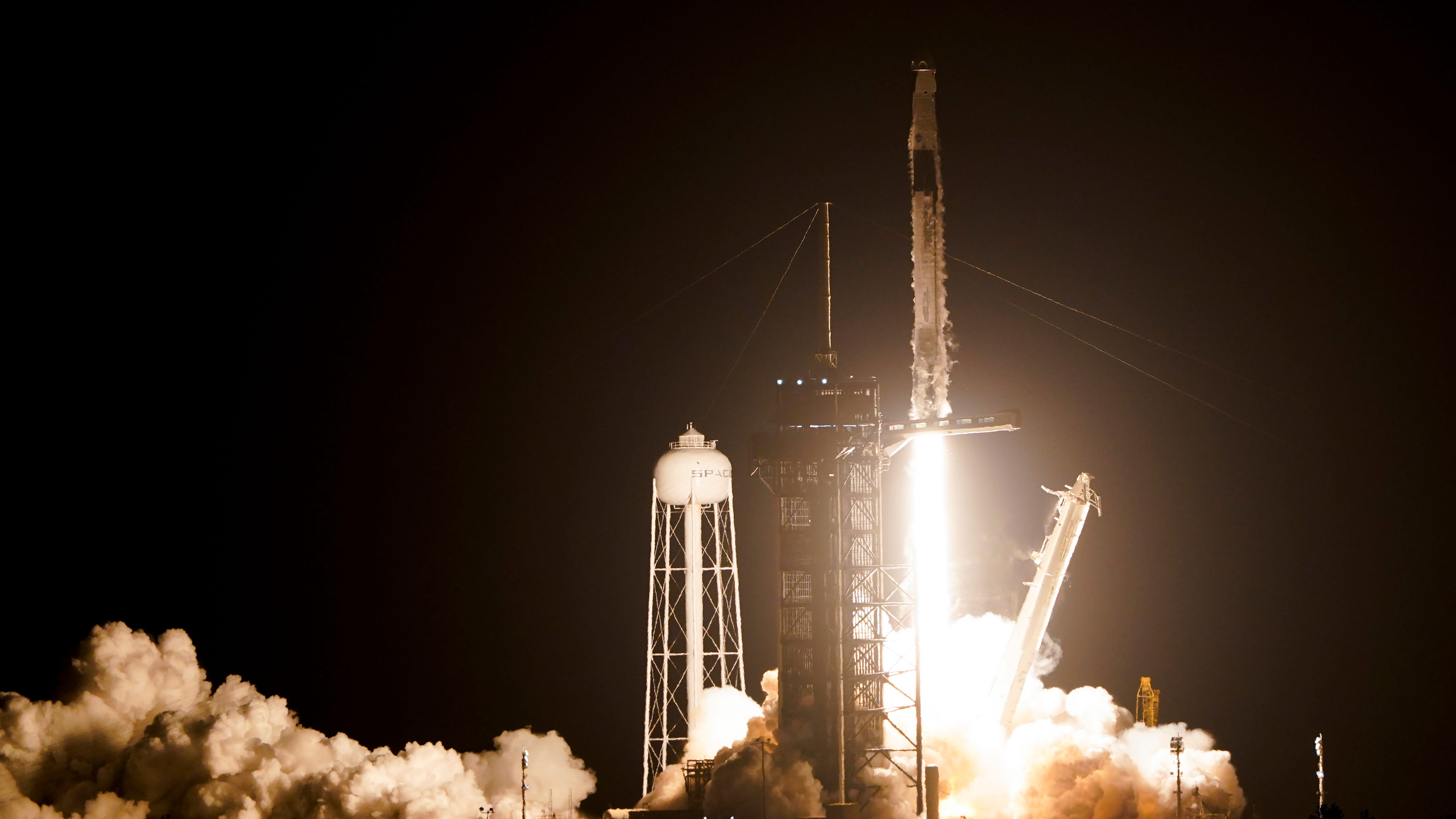 SpaceX launches 4 astronauts for NASA after private flight