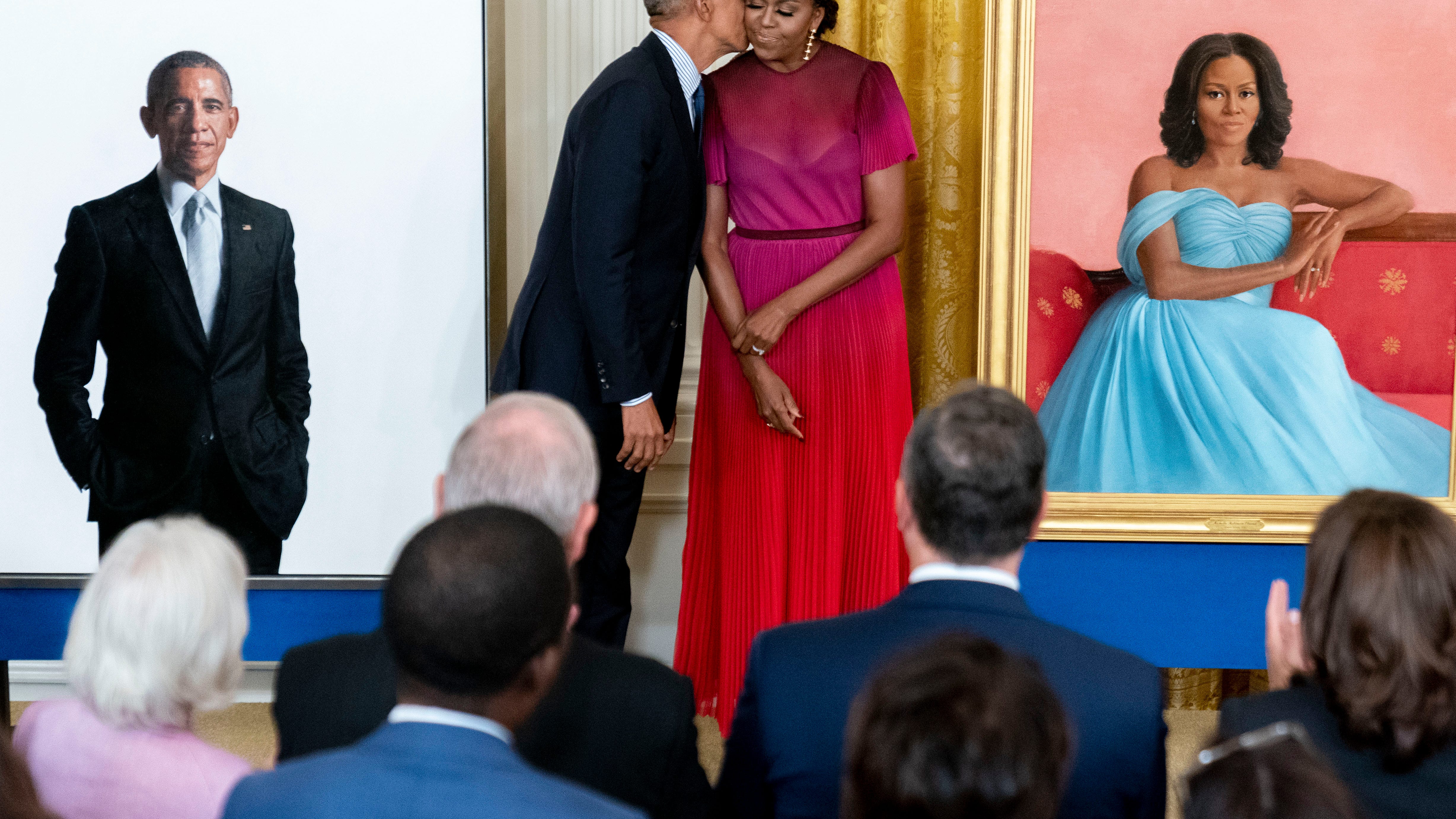 Obamas return to the White House, unveil official portraits