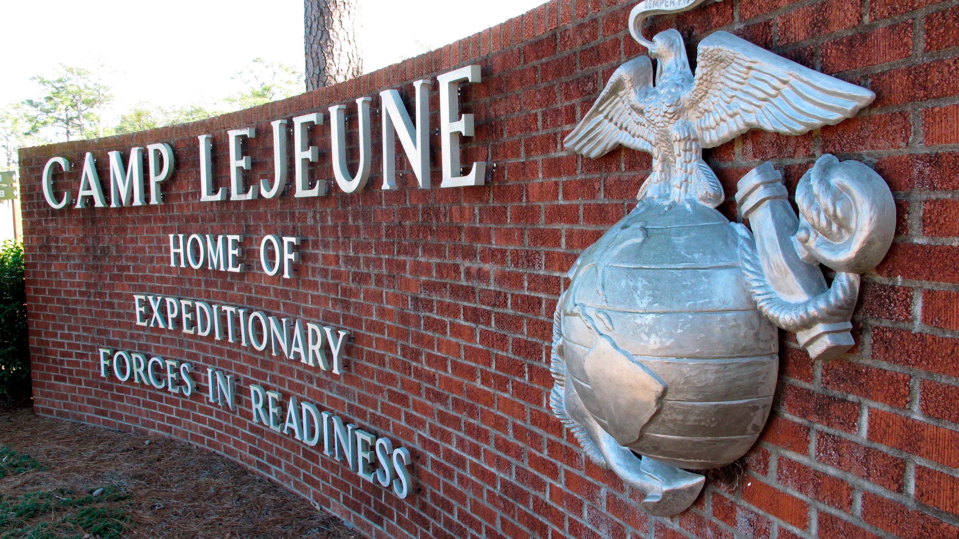 2 US Navy sailors die of COVID as cases spike nationwide