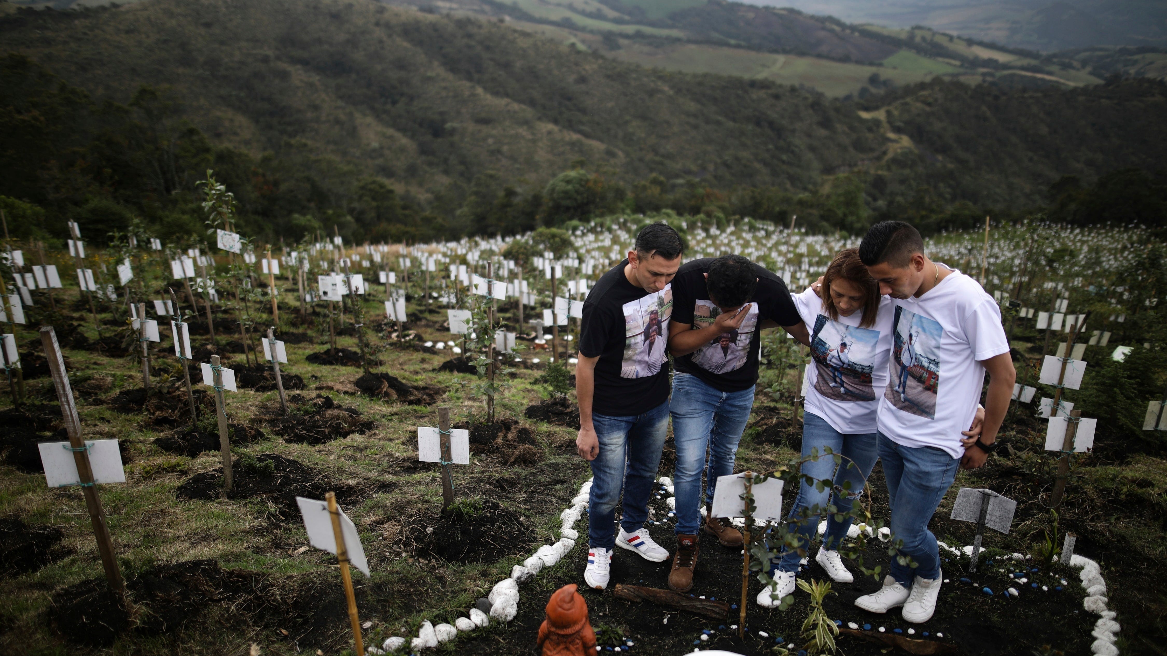COVID-19's global death toll tops 5 million in under 2 years