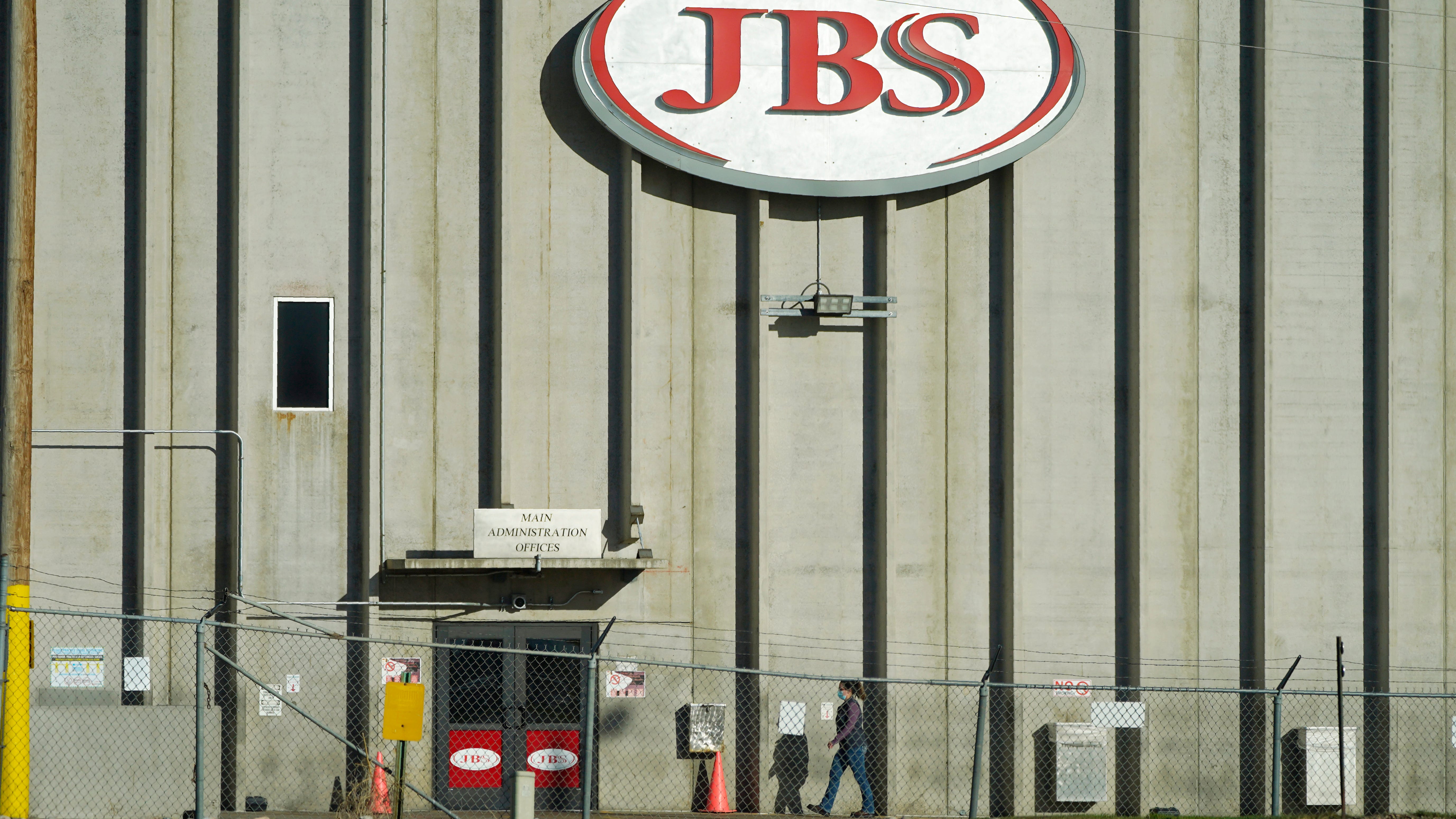 JBS Foods cited after worker dies in Colorado chemical vat