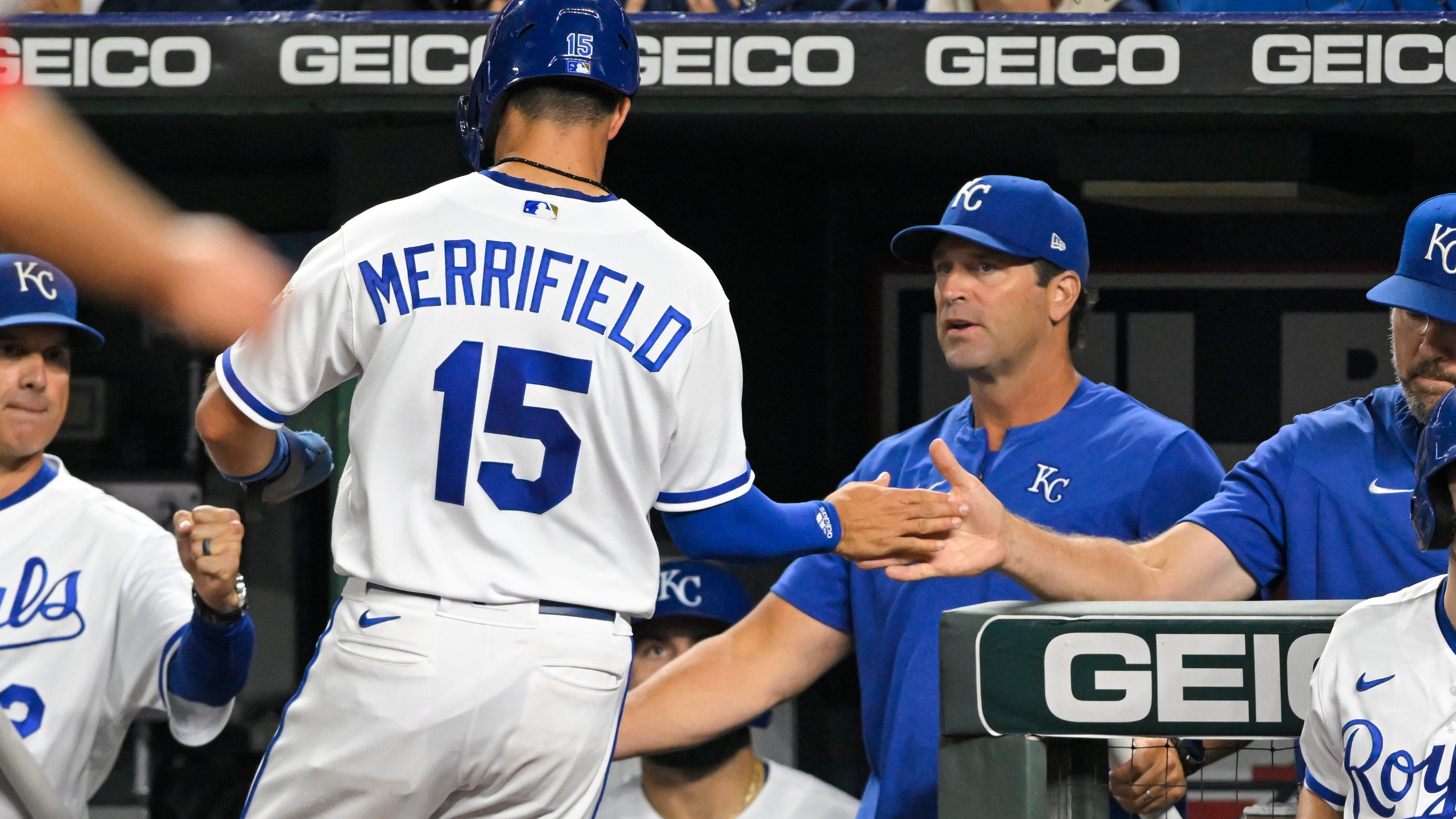 COVID-19 vaccinations add new twist to MLB trade deadline