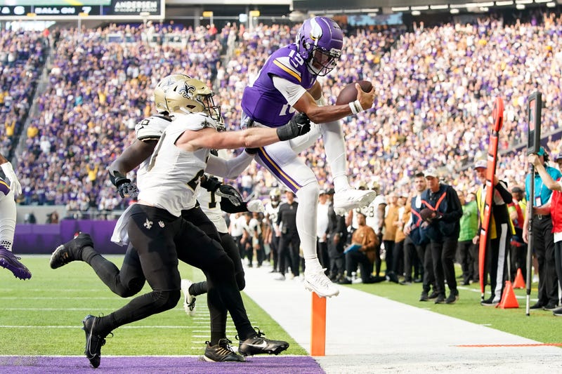APTOPIX Saints Vikings Football