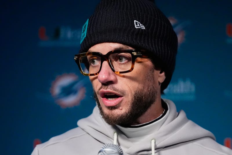 Dolphins Patriots Football