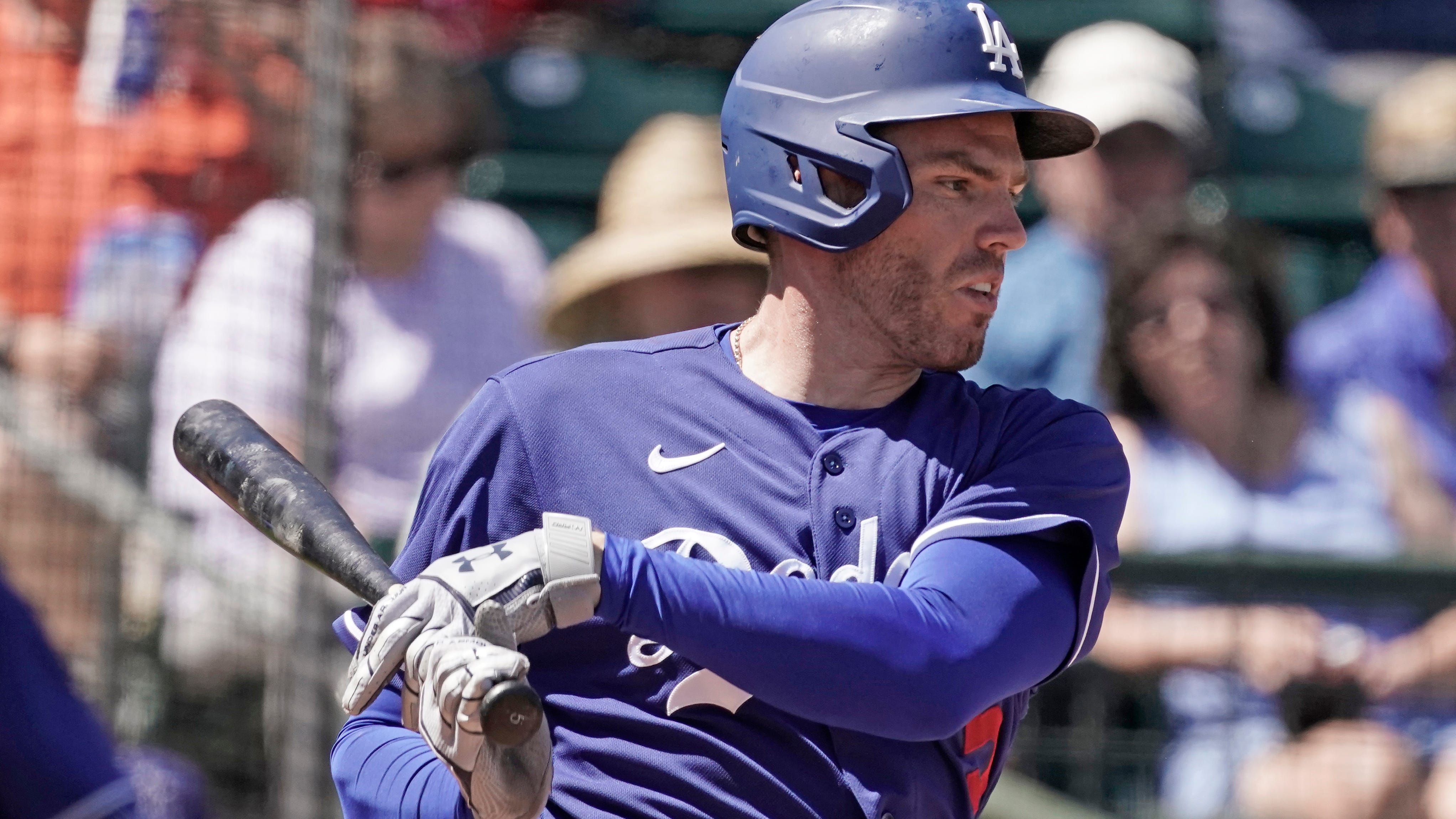 El béisbol regresa tras un largo invierno de conflicto