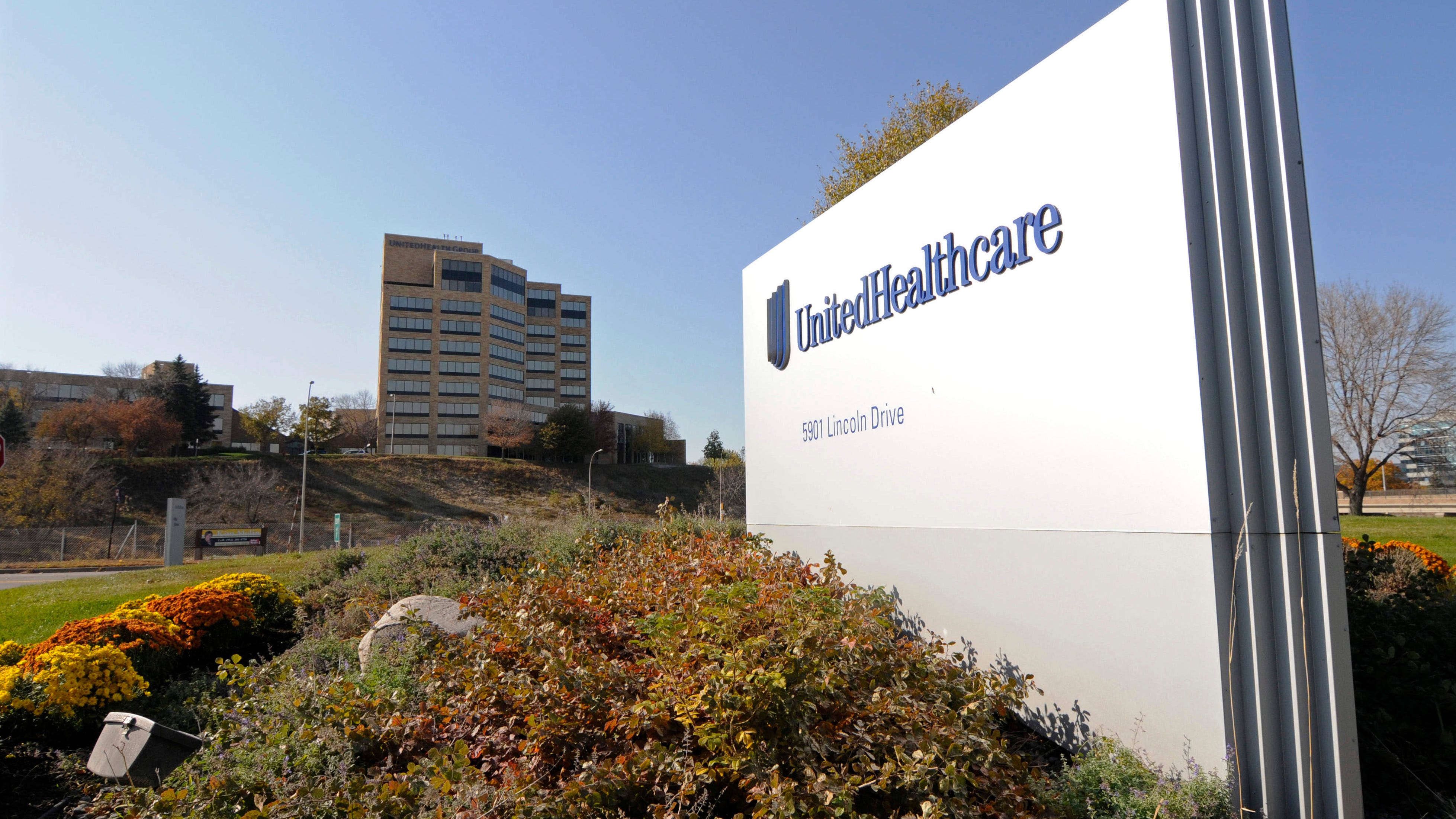 UnitedHealth closes roughly $8B deal for Change Healthcare