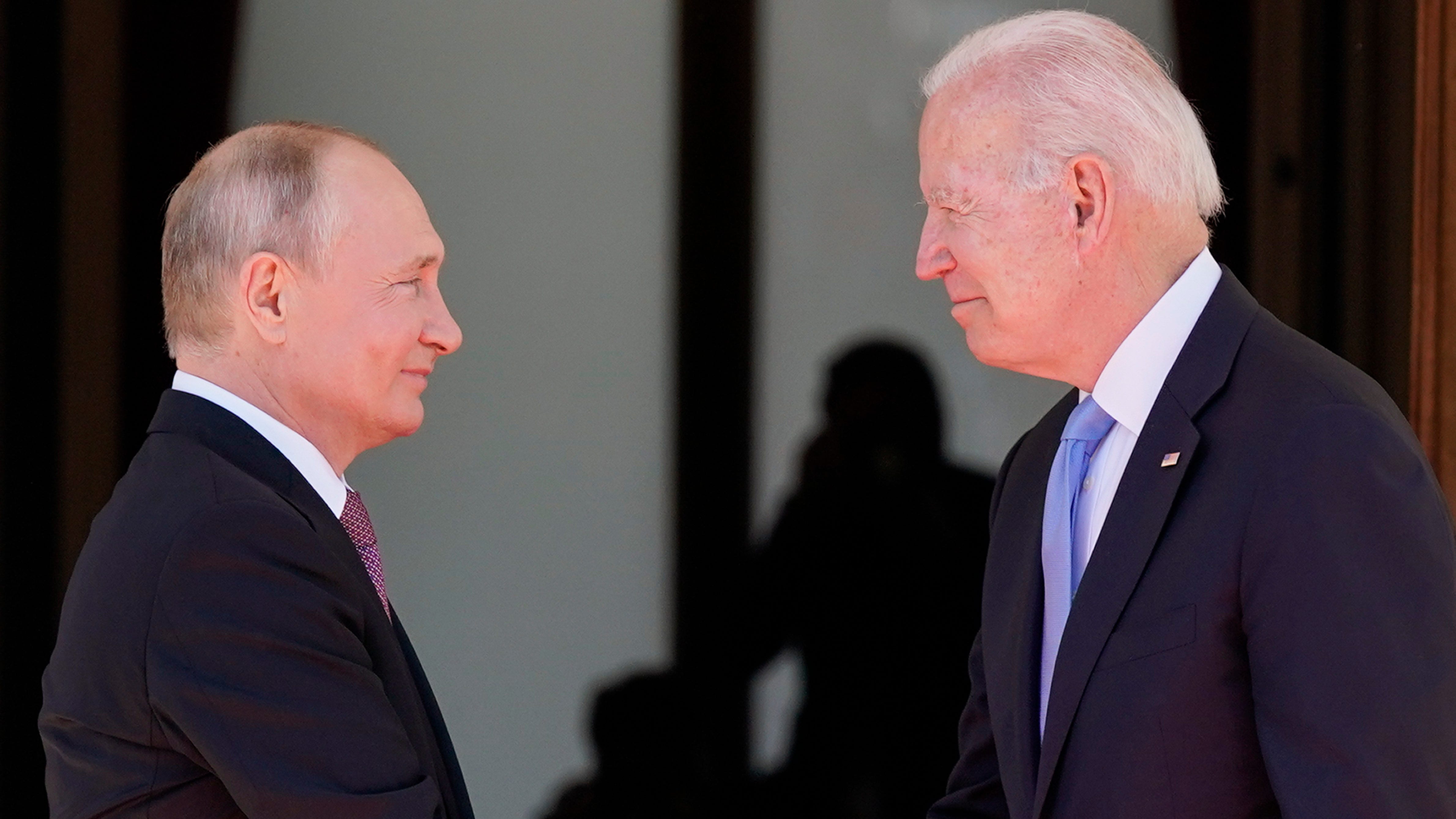 Biden to warn Putin of economic pain if he invades Ukraine