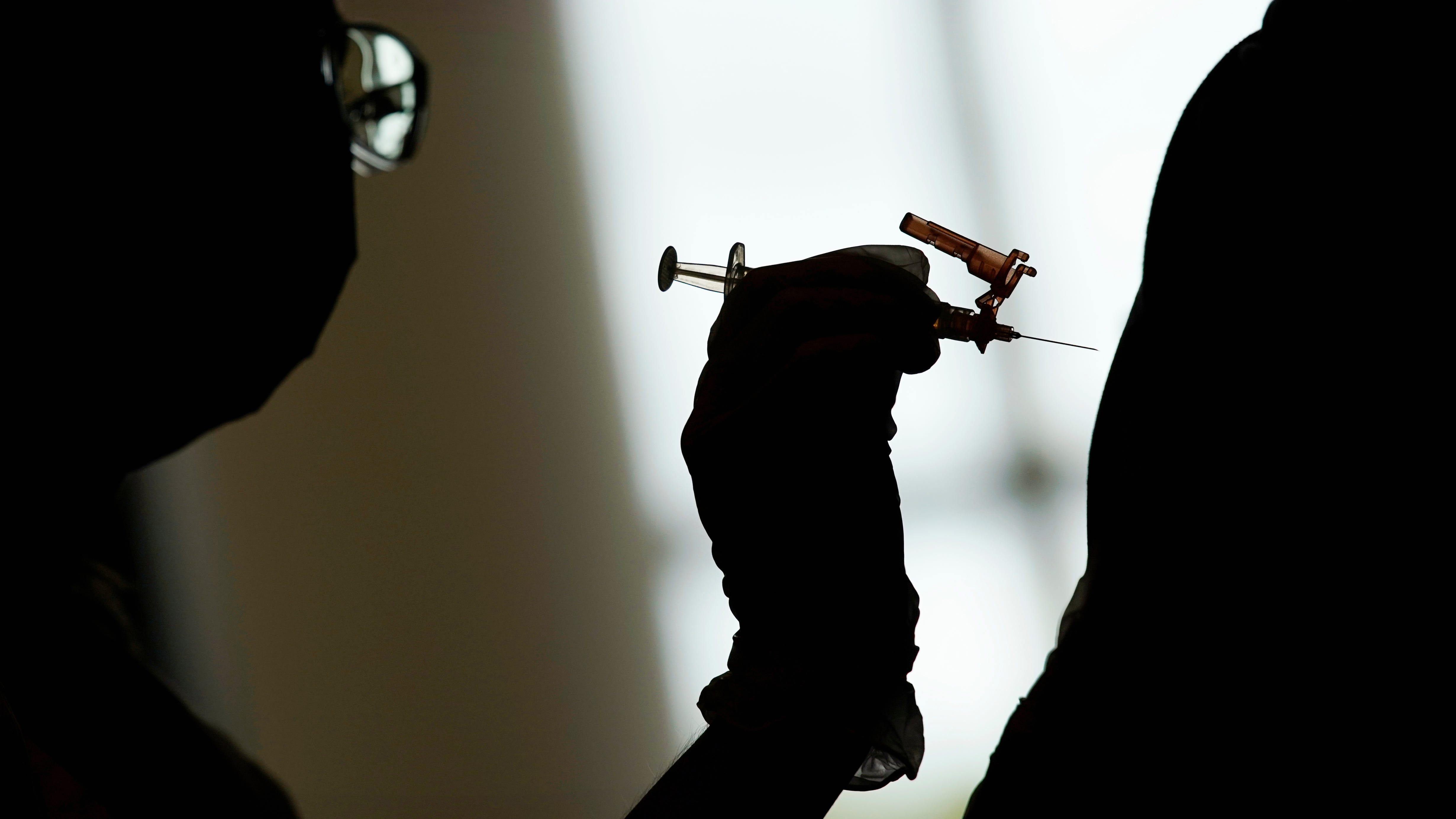 As variant rises, vaccine plan targets ‘movable middle’
