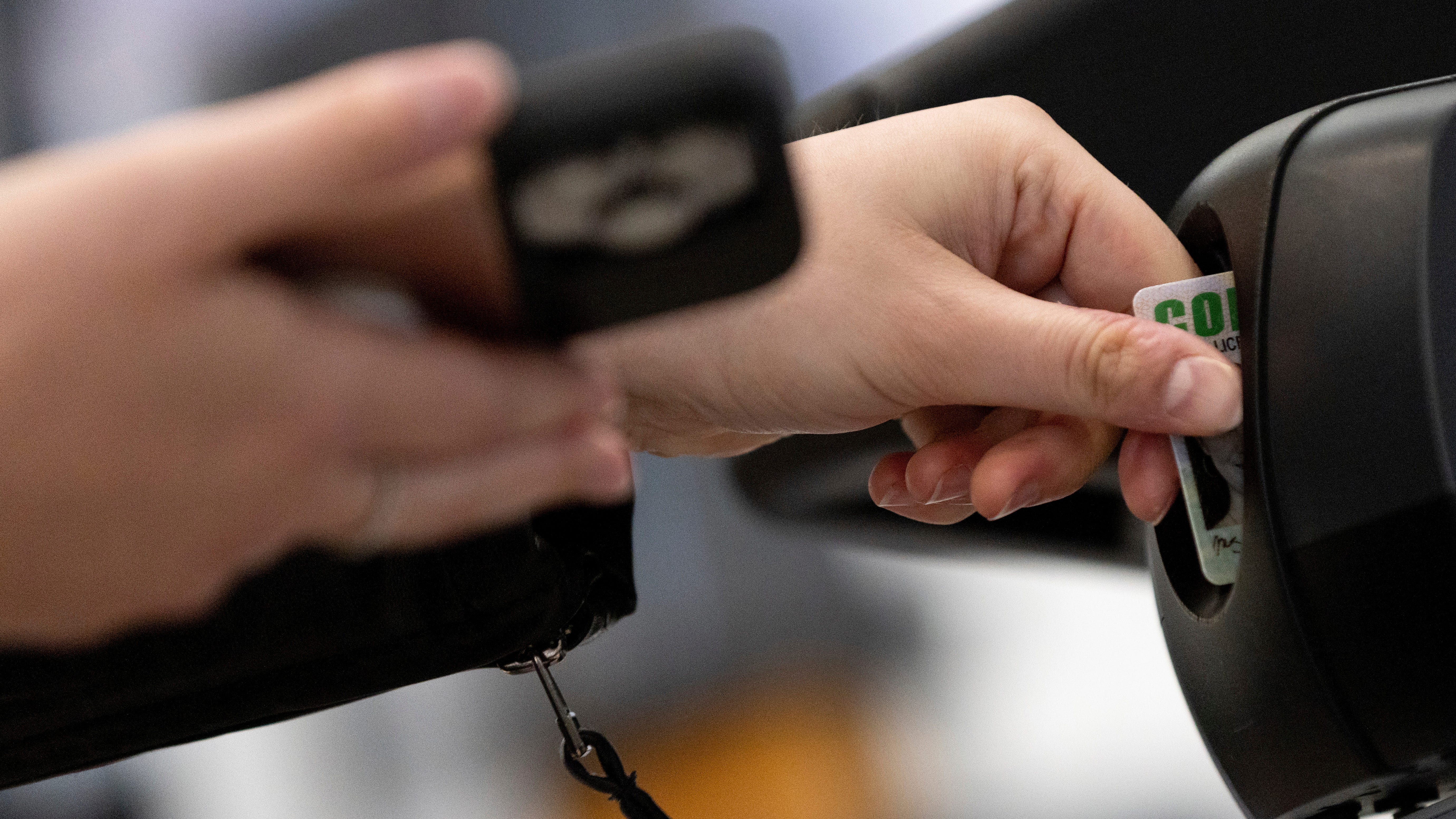 TSA is testing facial recognition at more airports, raising privacy concerns