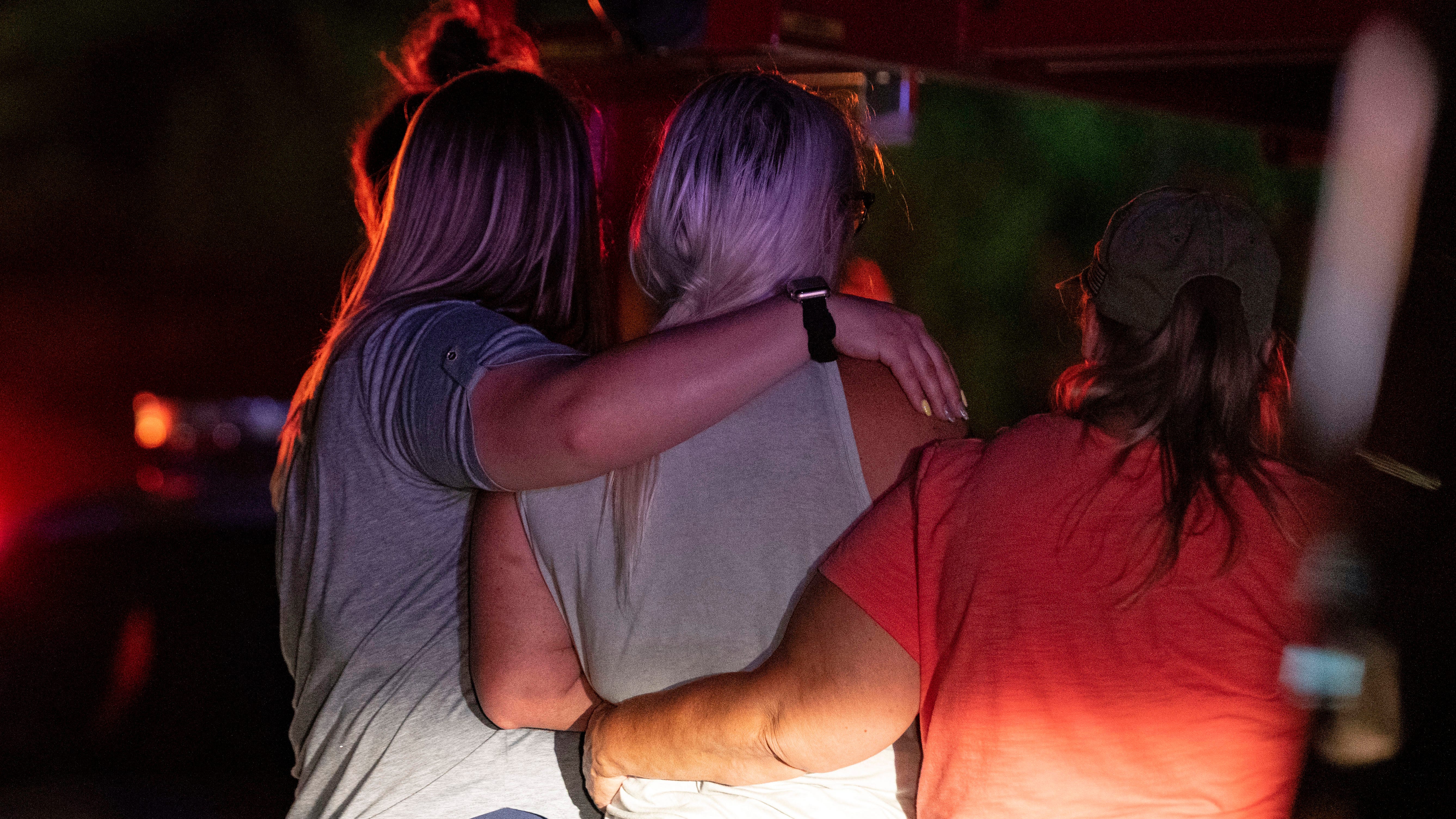 Bodies of missing man, 3 kids found in Indianapolis pond