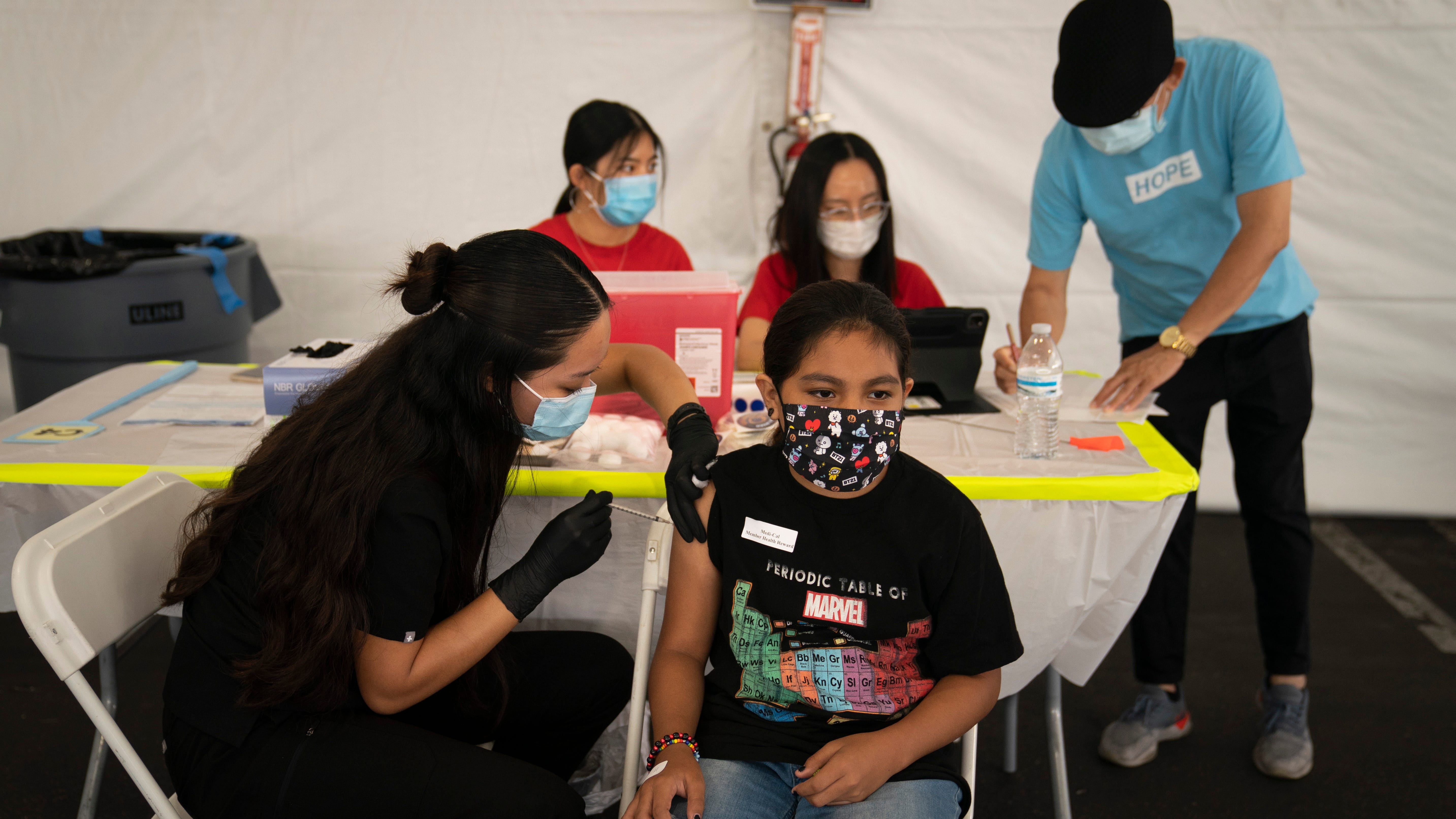 US has enough COVID-19 vaccines for boosters, kids' shots