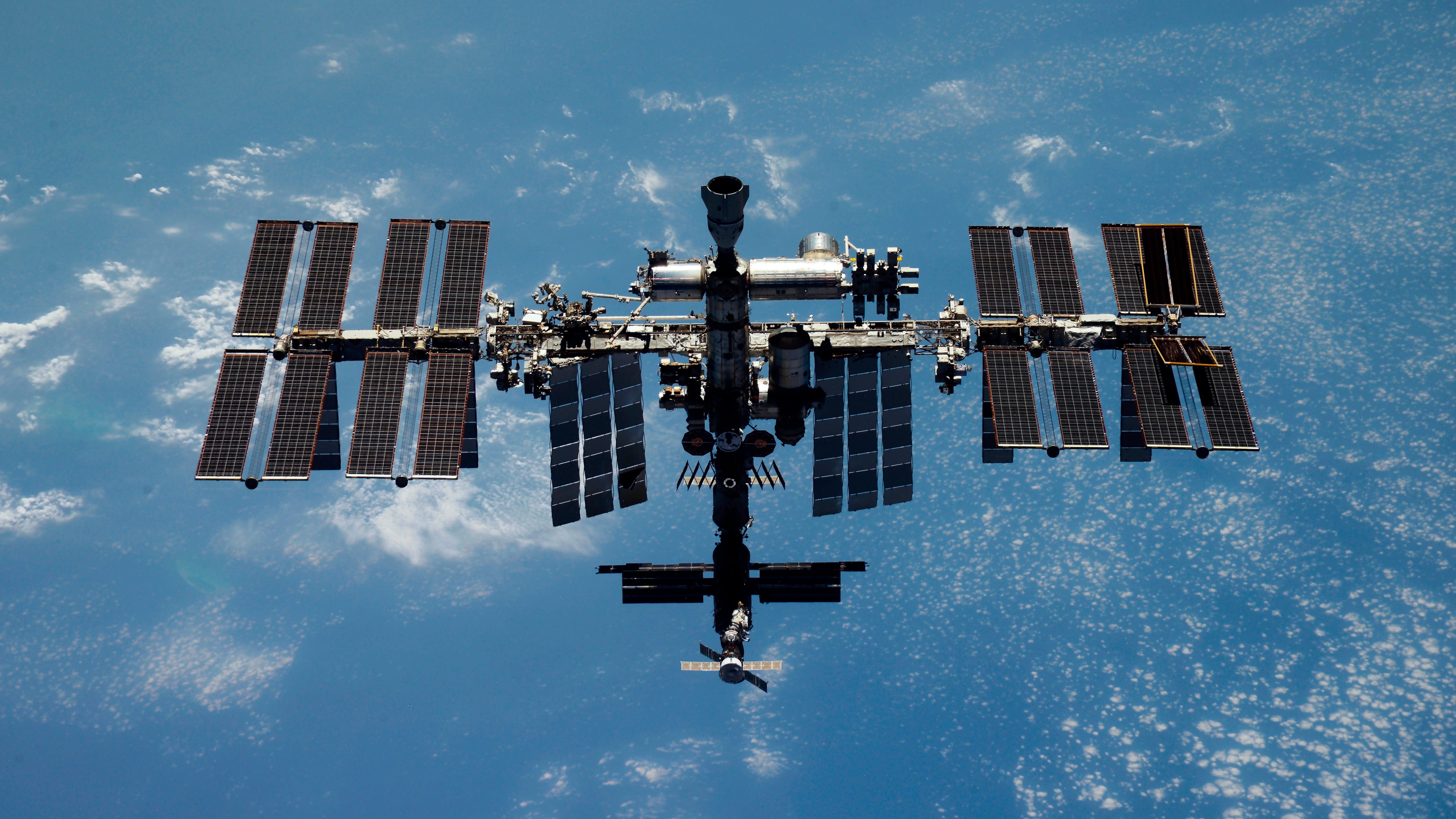 Micrometeorite possibly behind Russian space capsule leak