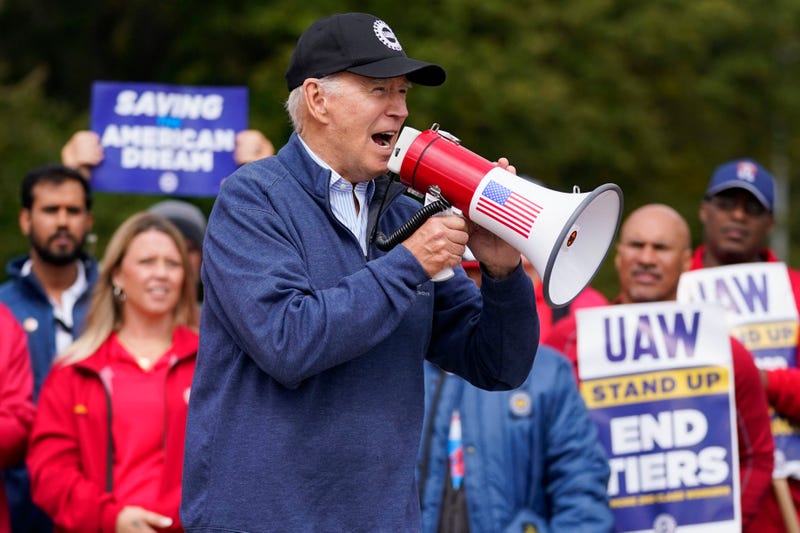 APTOPIX Auto Workers Strike Biden