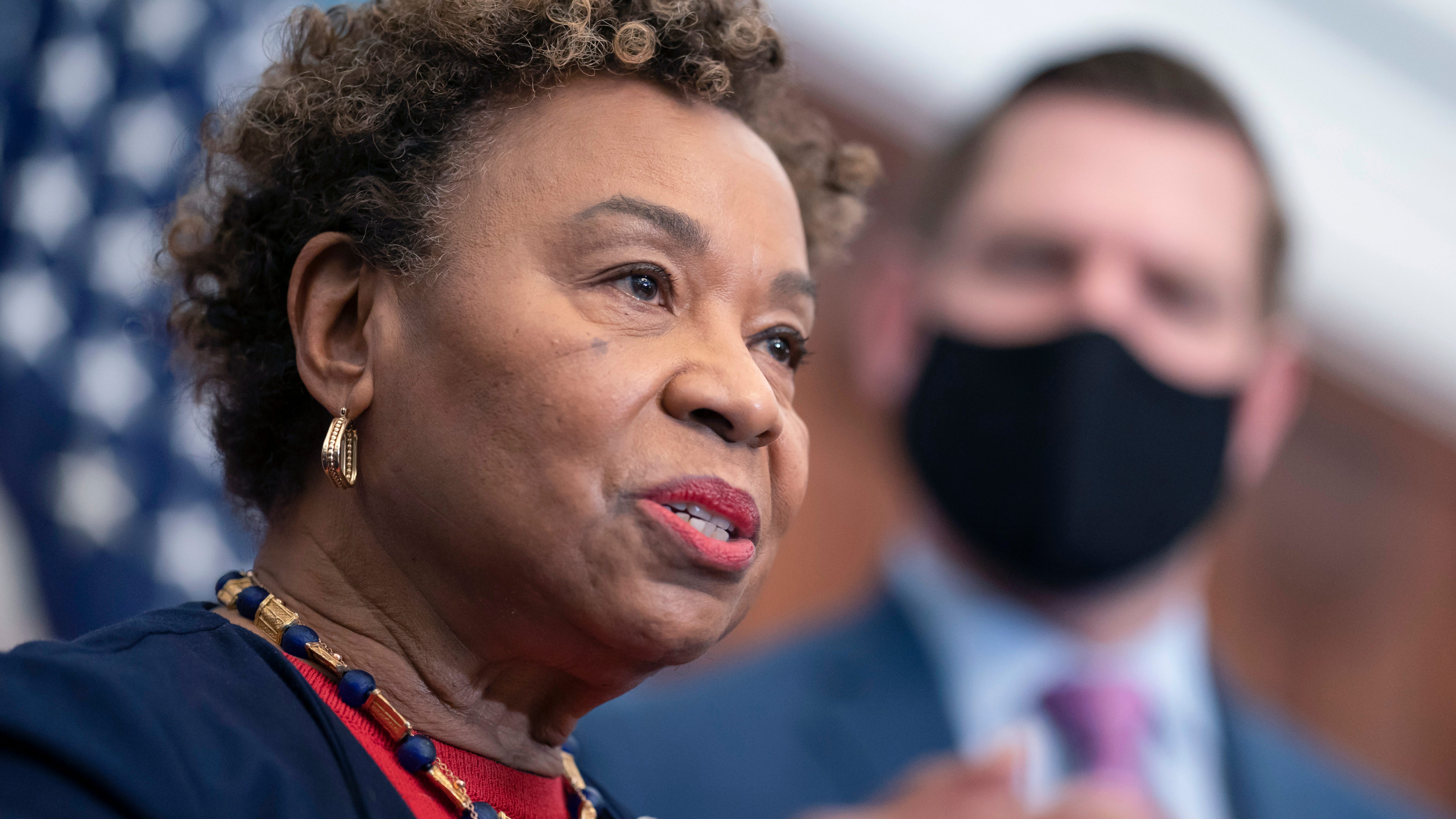 California's Rep. Lee files to seek Feinstein's Senate seat