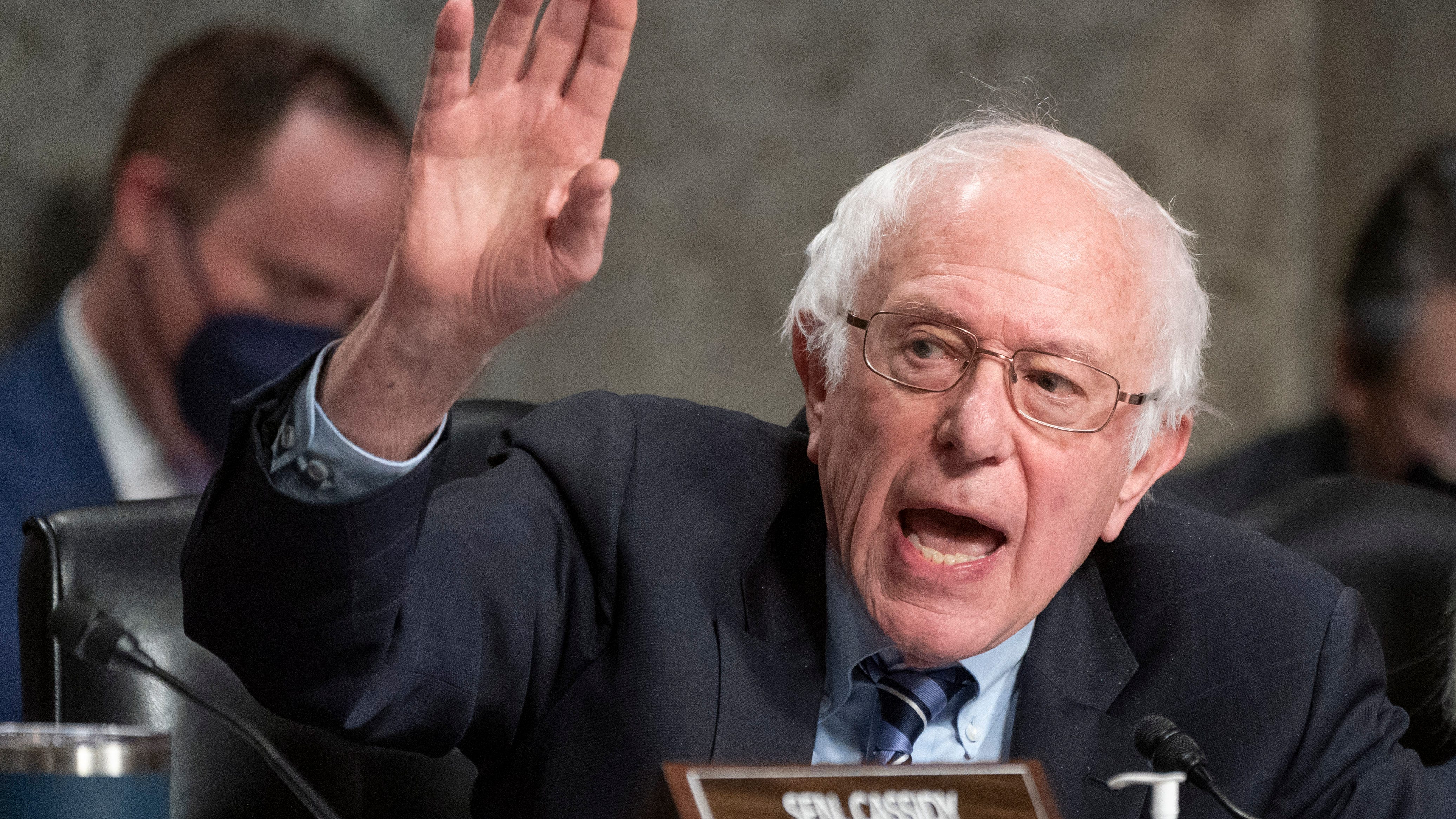 Bernie Sanders endorses Biden, rules out 2024 bid of his own