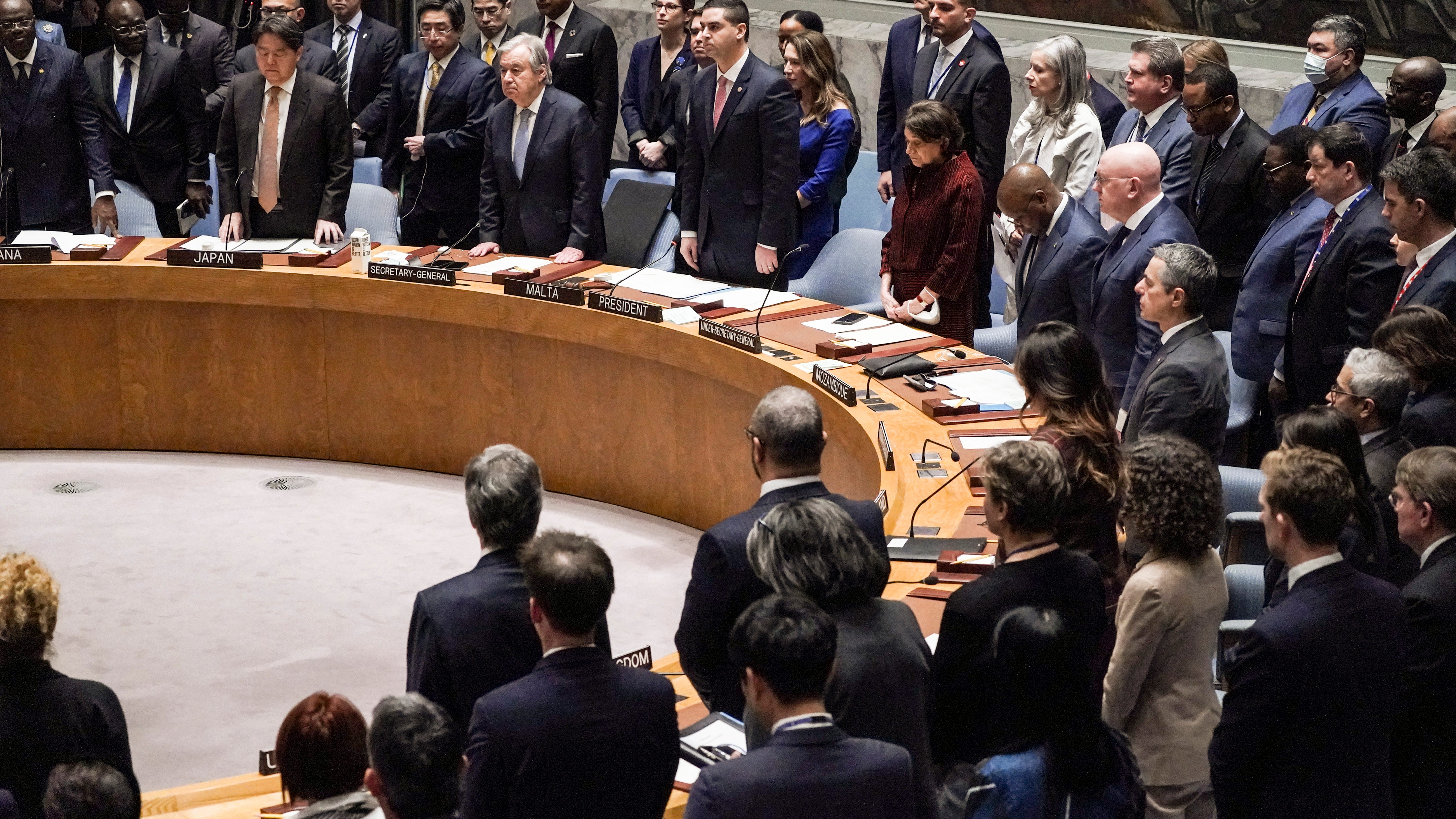 Russia, Ukraine face off at UN with rival tributes to dead
