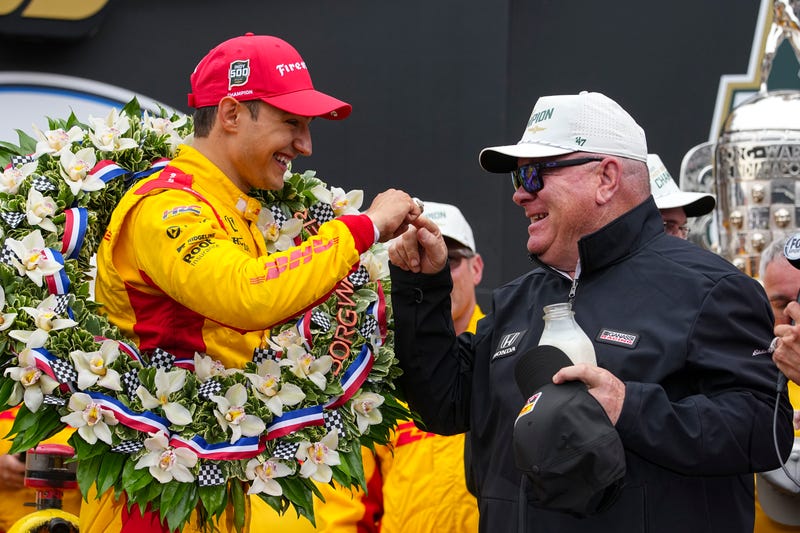 IndyCar-Ganassi's Banner Season Auto Racing