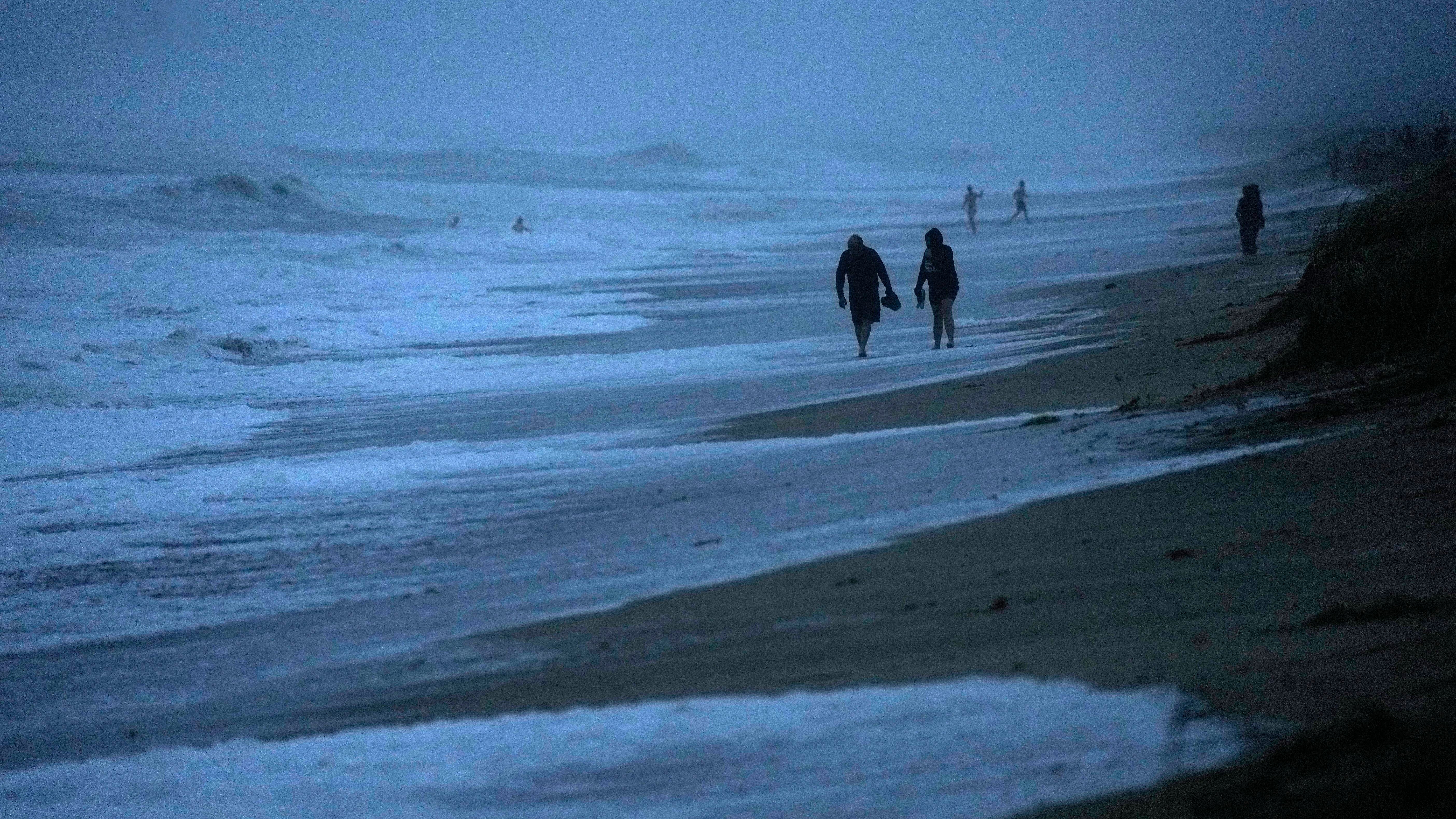 Here comes El Nino: It's early, likely to be big, sloppy and add even more heat to a warming world