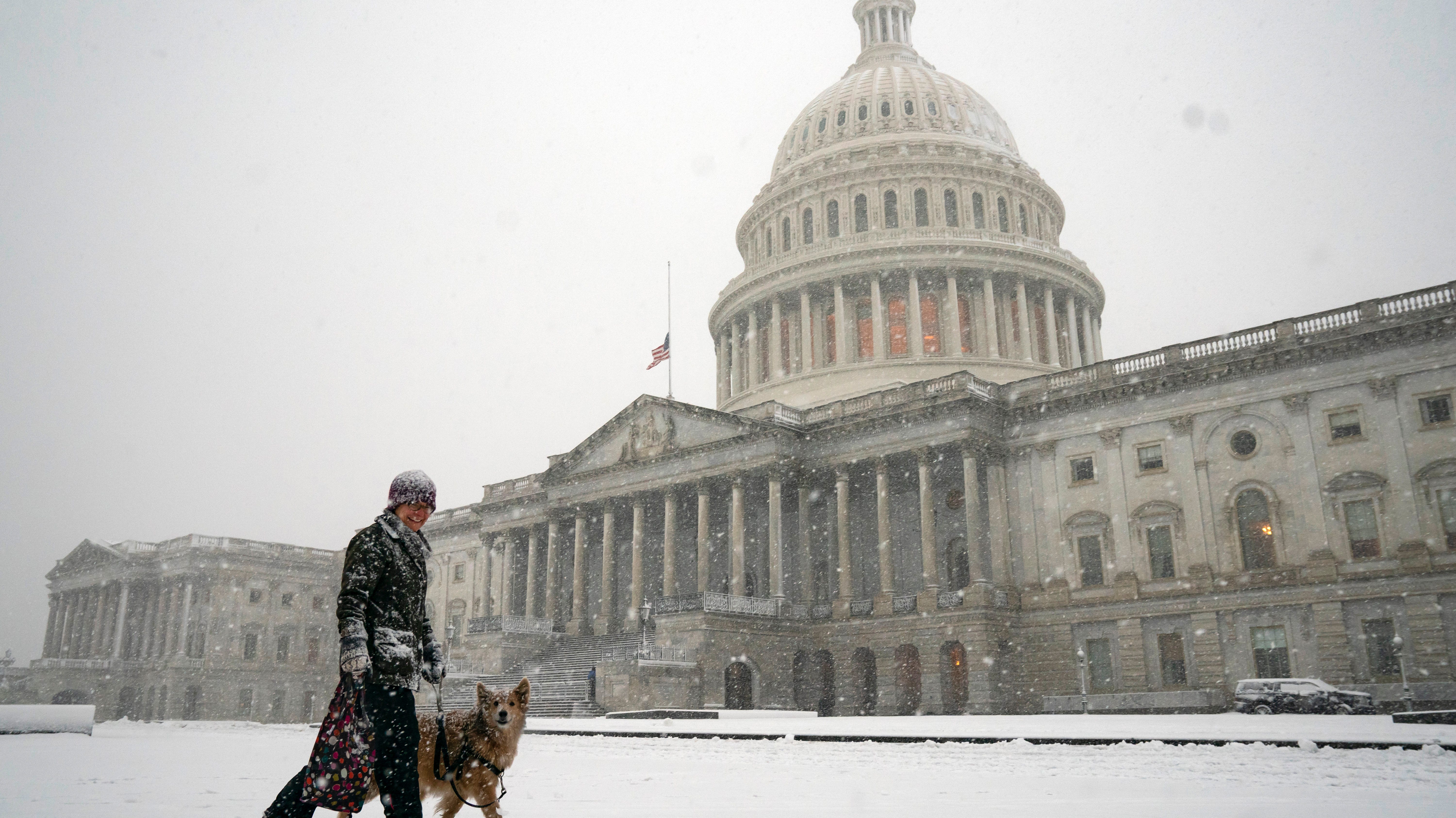 Congress' doctor wants 'maximal telework' amid virus surge